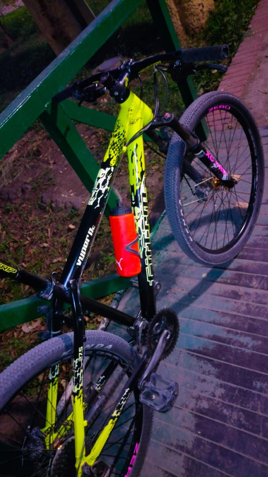 FitTrip Vyper 27 Mark 3 MTB – Medium Size | Shimano 24 Speed | Excellent Condition | 