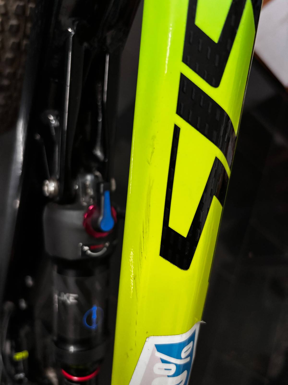 2023 Large 29er Full Suspension MTB – Excellent Condition 