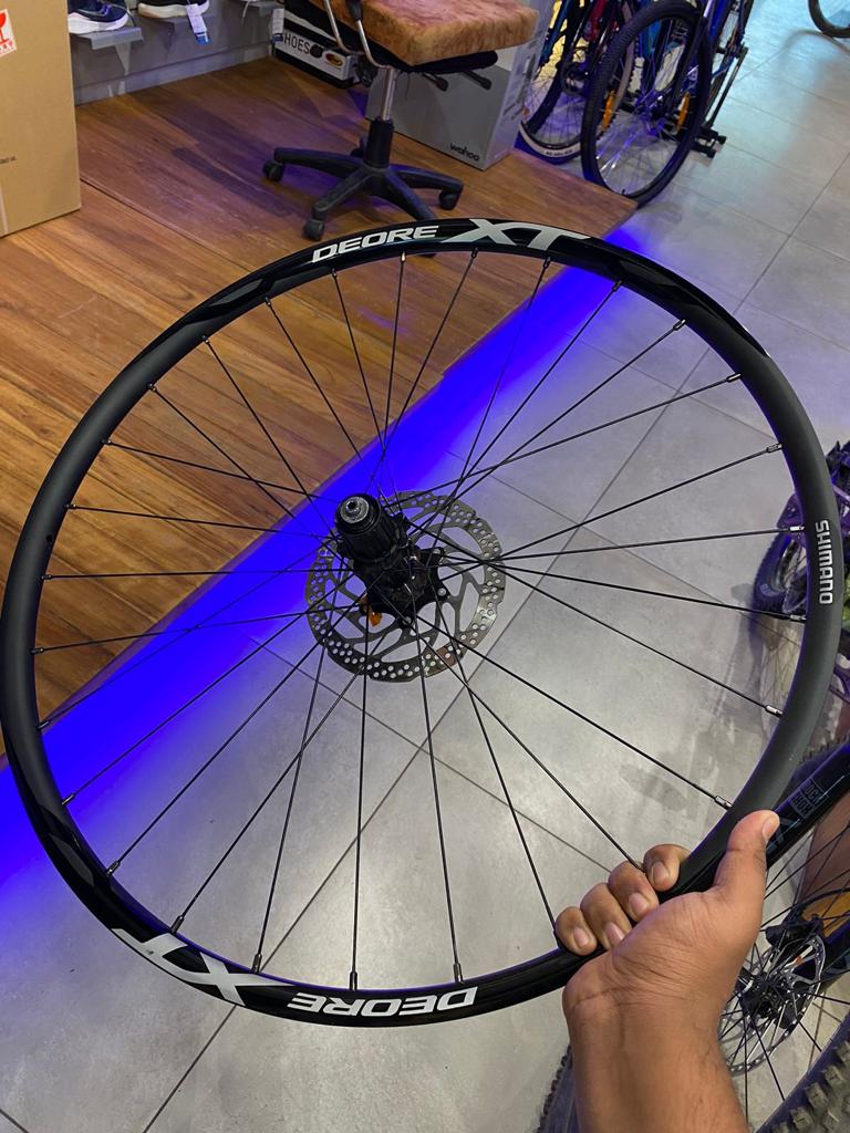 Xt deore tumbleless ready 27.5 rims  only 12 speed wheel set