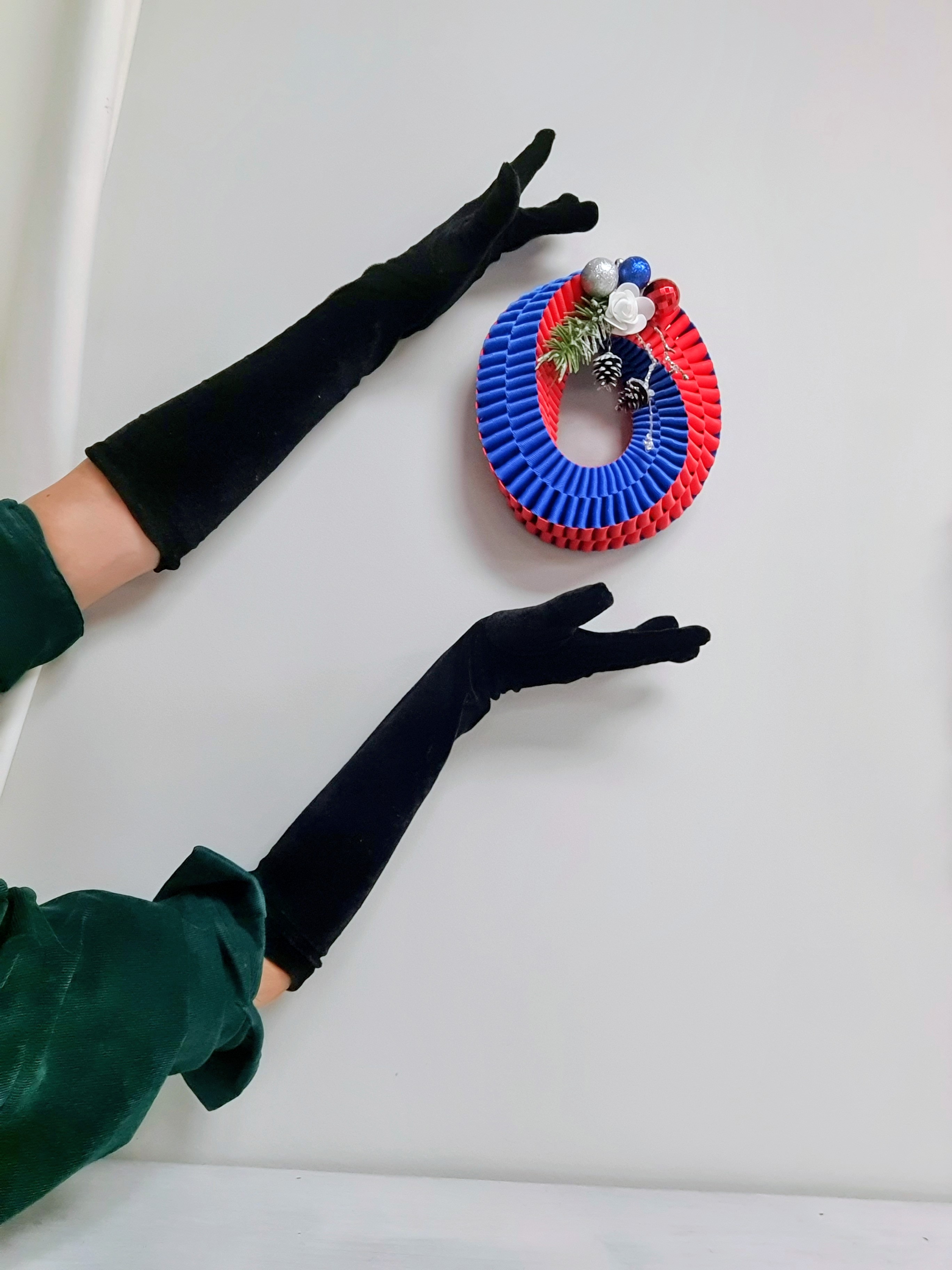  Festive Decorative Wreath,hand made