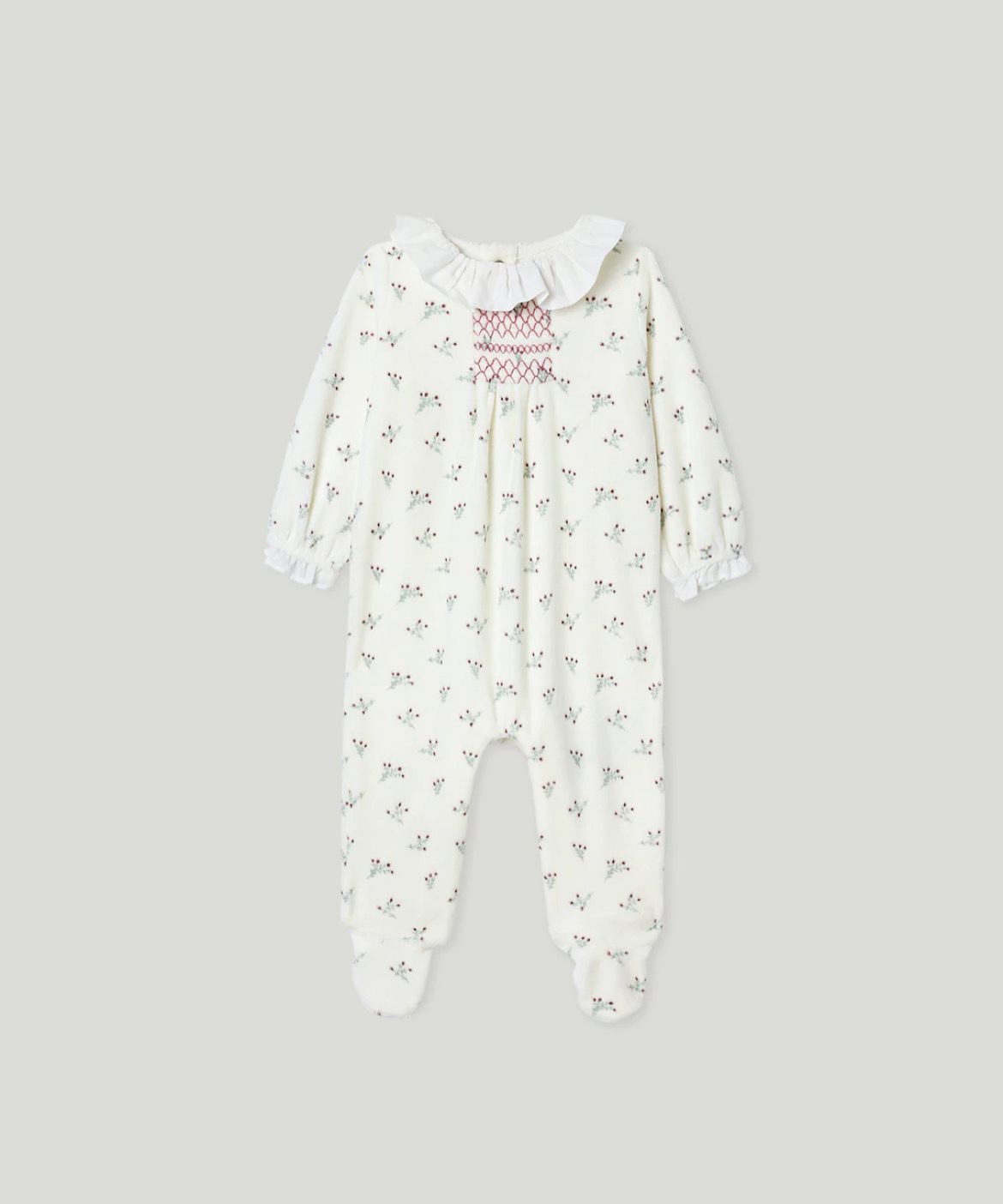 pijama con bordado y cuello 12m