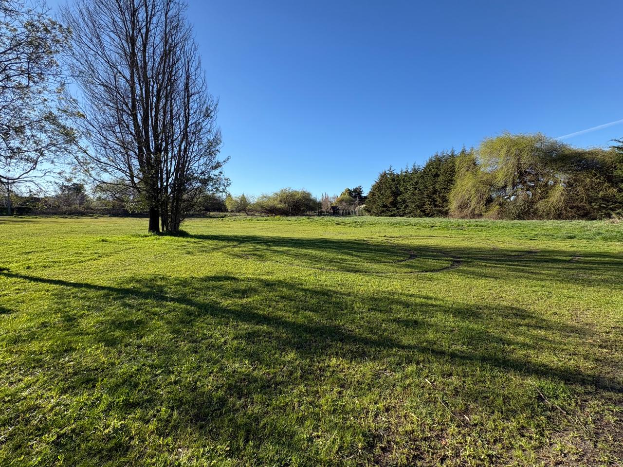 SE VENDE TERRENO URBANO 