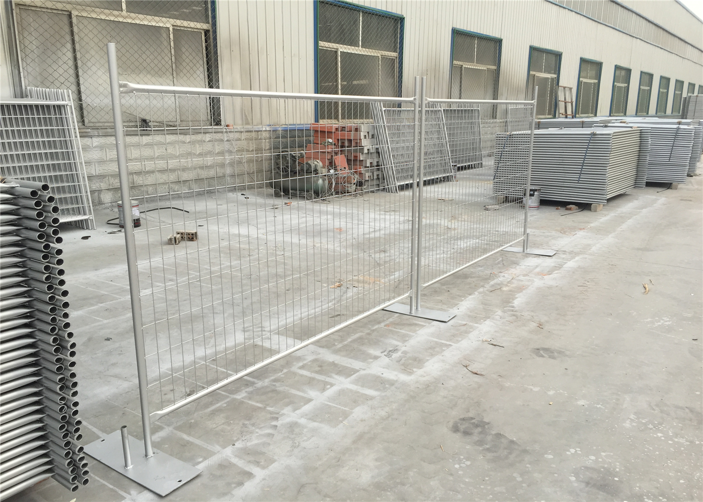 OD32X2.00MM temporary fence panels 