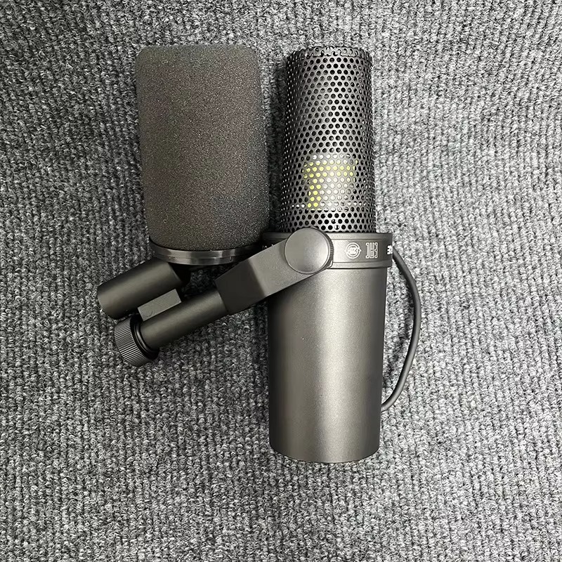 RGB Light Noise Reduction Desktop Microphone for Recording 
