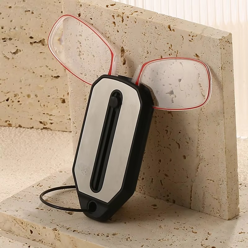 2 IN 1 READING GLASS WITH KEY TAG