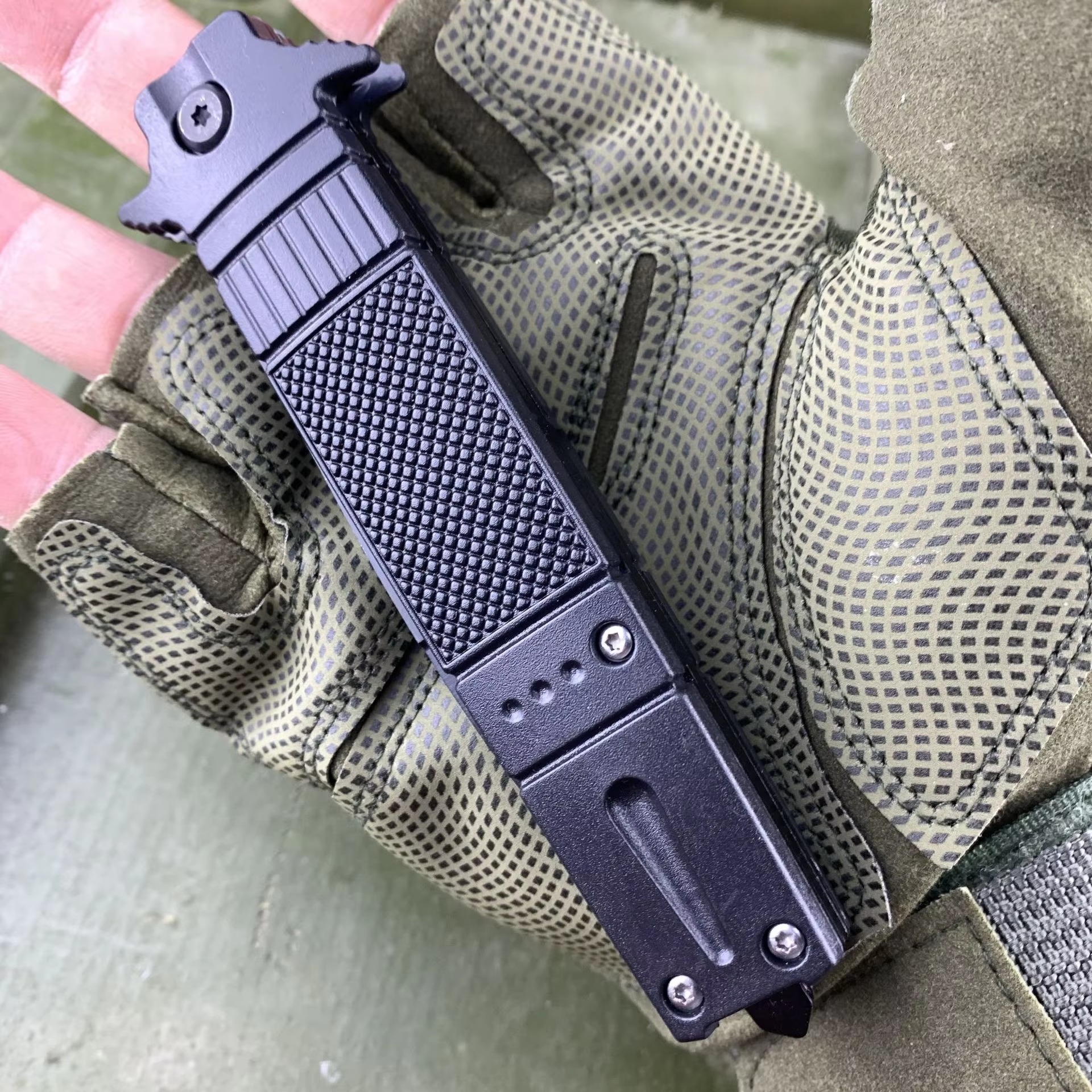 PREMIUM FOLDABLE KNIFE 