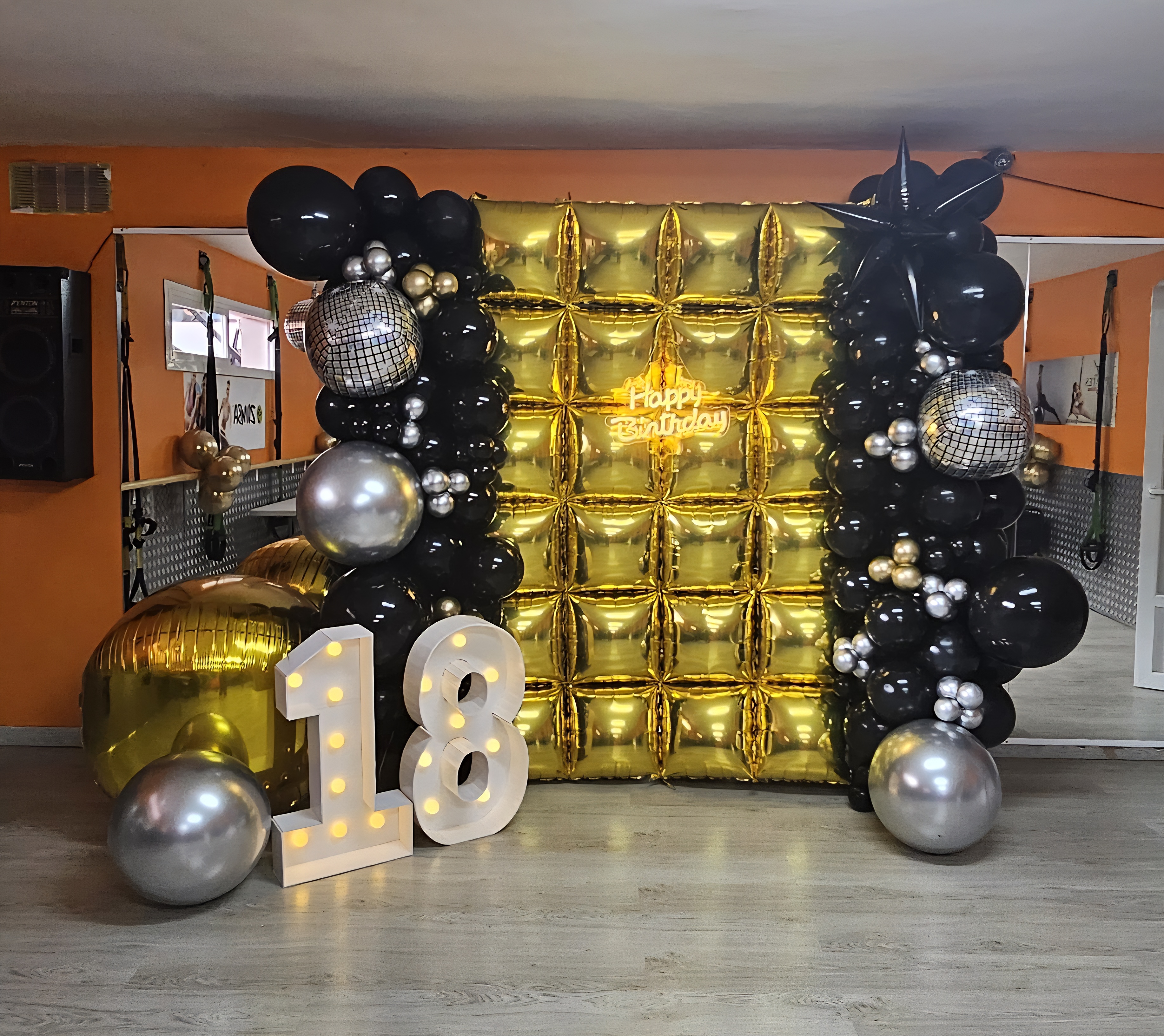 Set Disco Gold — Photocall negro & dorado