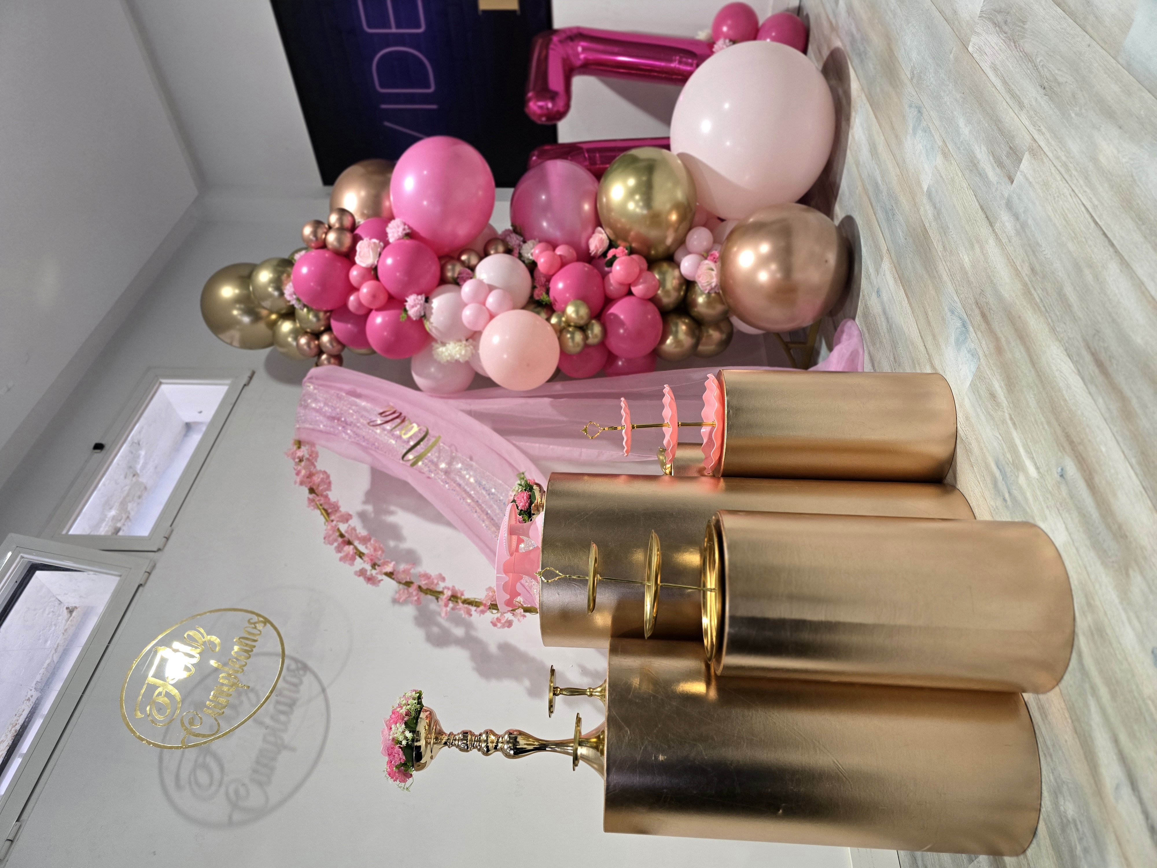 Set Rosé Glamur — Photocall rosa & dorado con velo