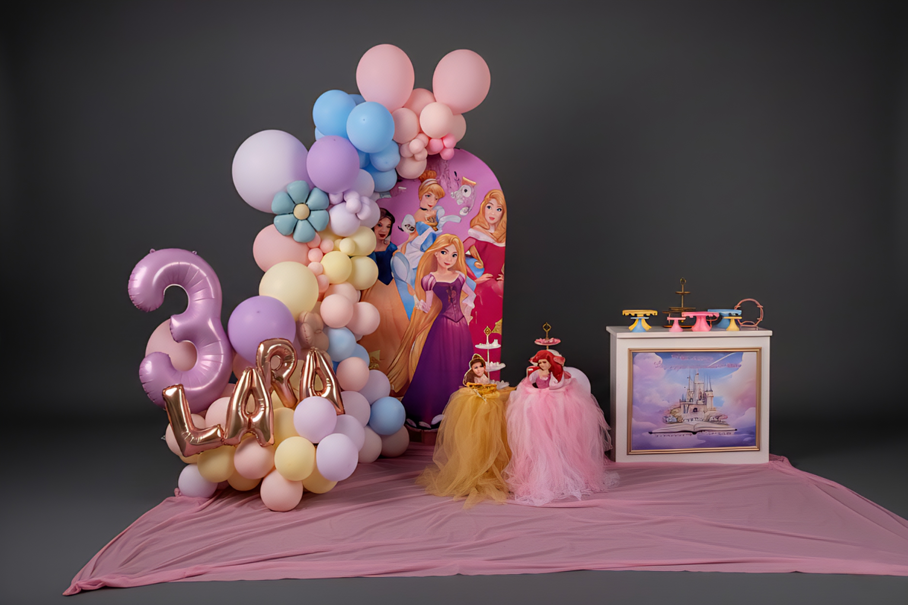 Set Princesas Pastel — Photocall con arco y nombre