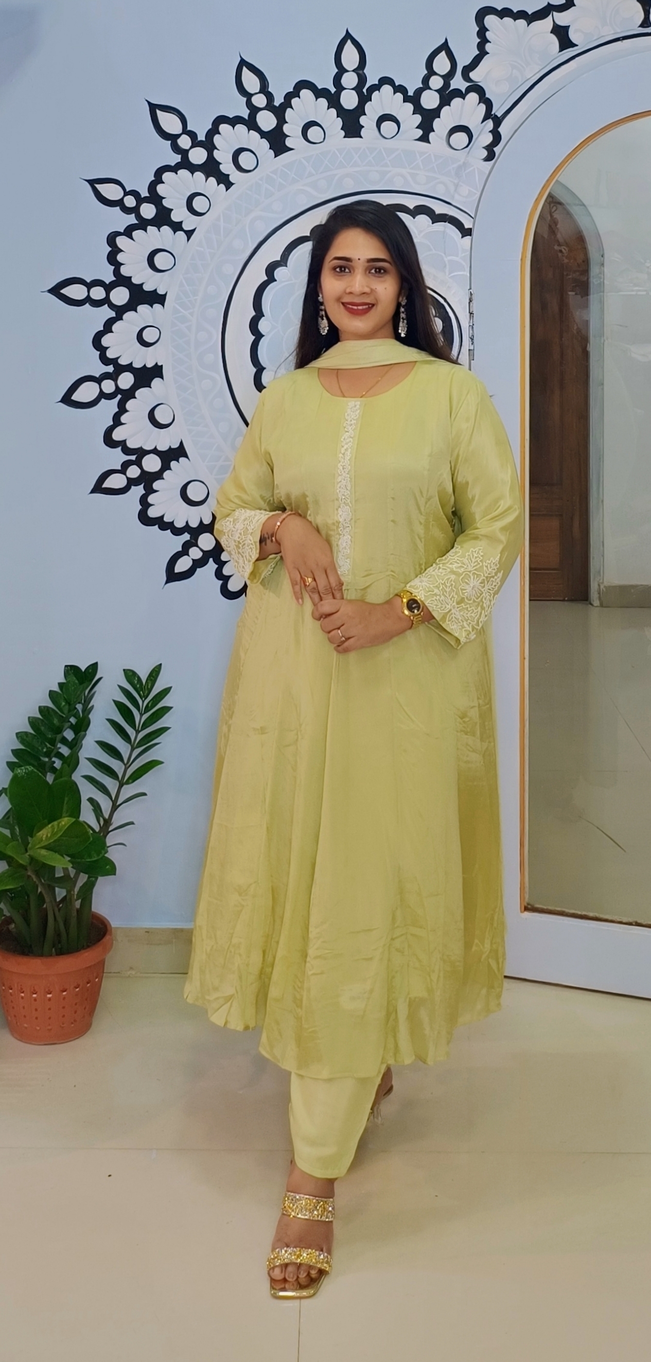 Elegant Light Yellow Kurta Set