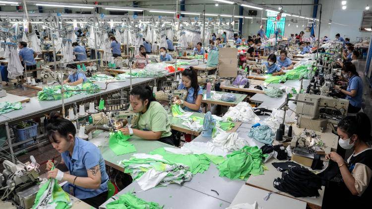 Invest in China: Your Professional Way to Start Your Business and Get a Visa