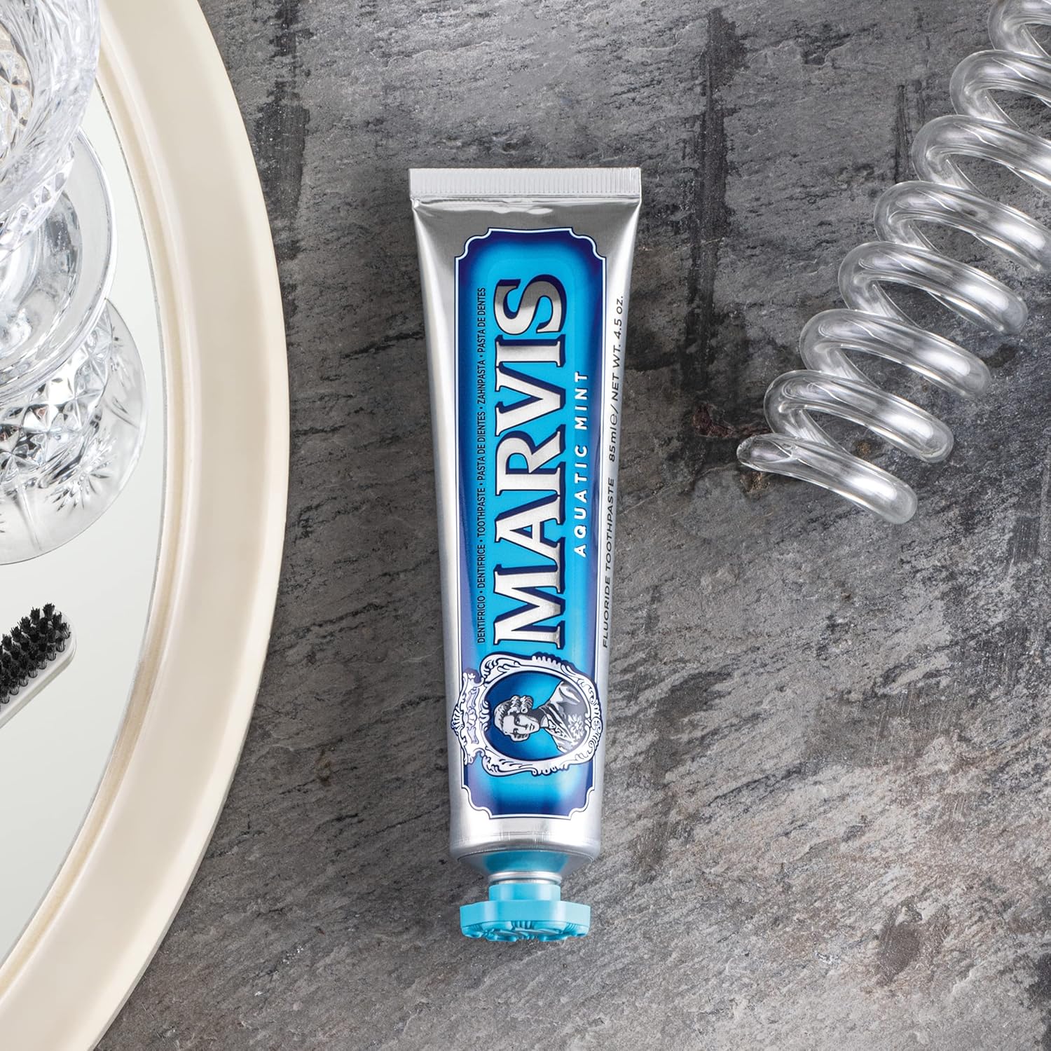  Marvis Mint & Water Toothpaste 85ml - Whitening and cleaning teeth with fresh sea air