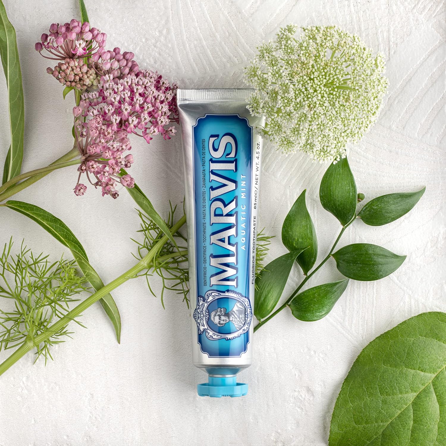  Marvis Mint & Water Toothpaste 85ml - Whitening and cleaning teeth with fresh sea air