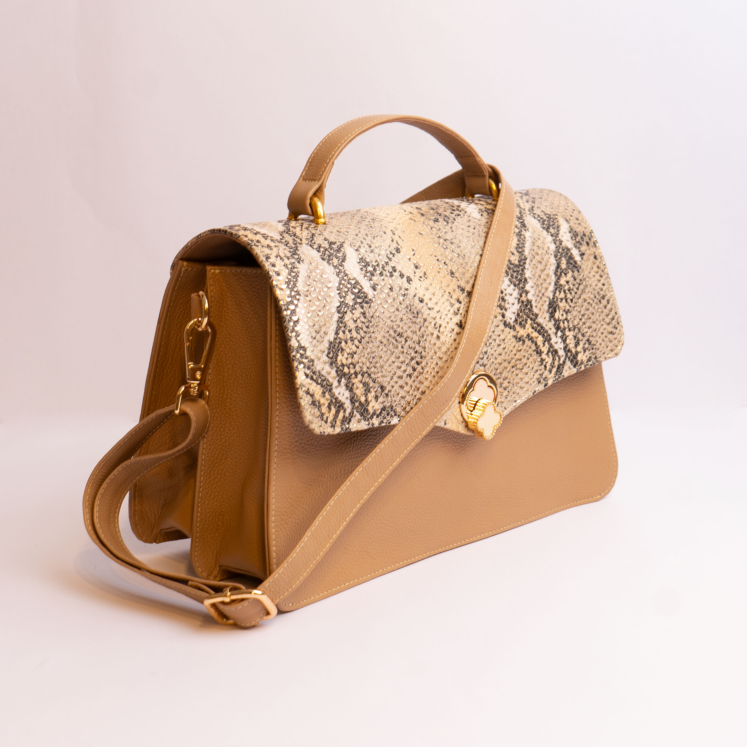 Bolso de cuero elegantes