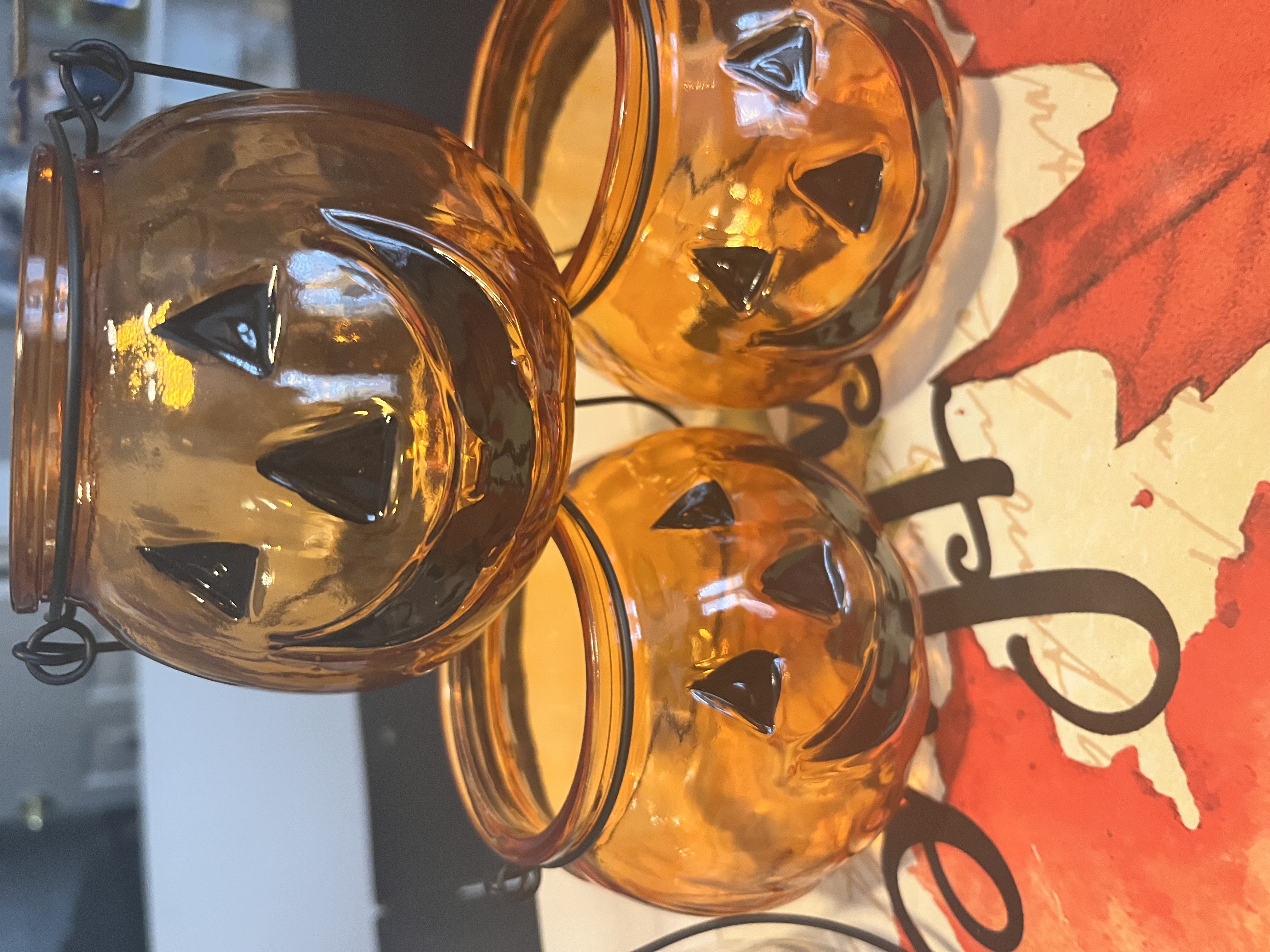 ORANGE GLASS PUMKIN CANDLES