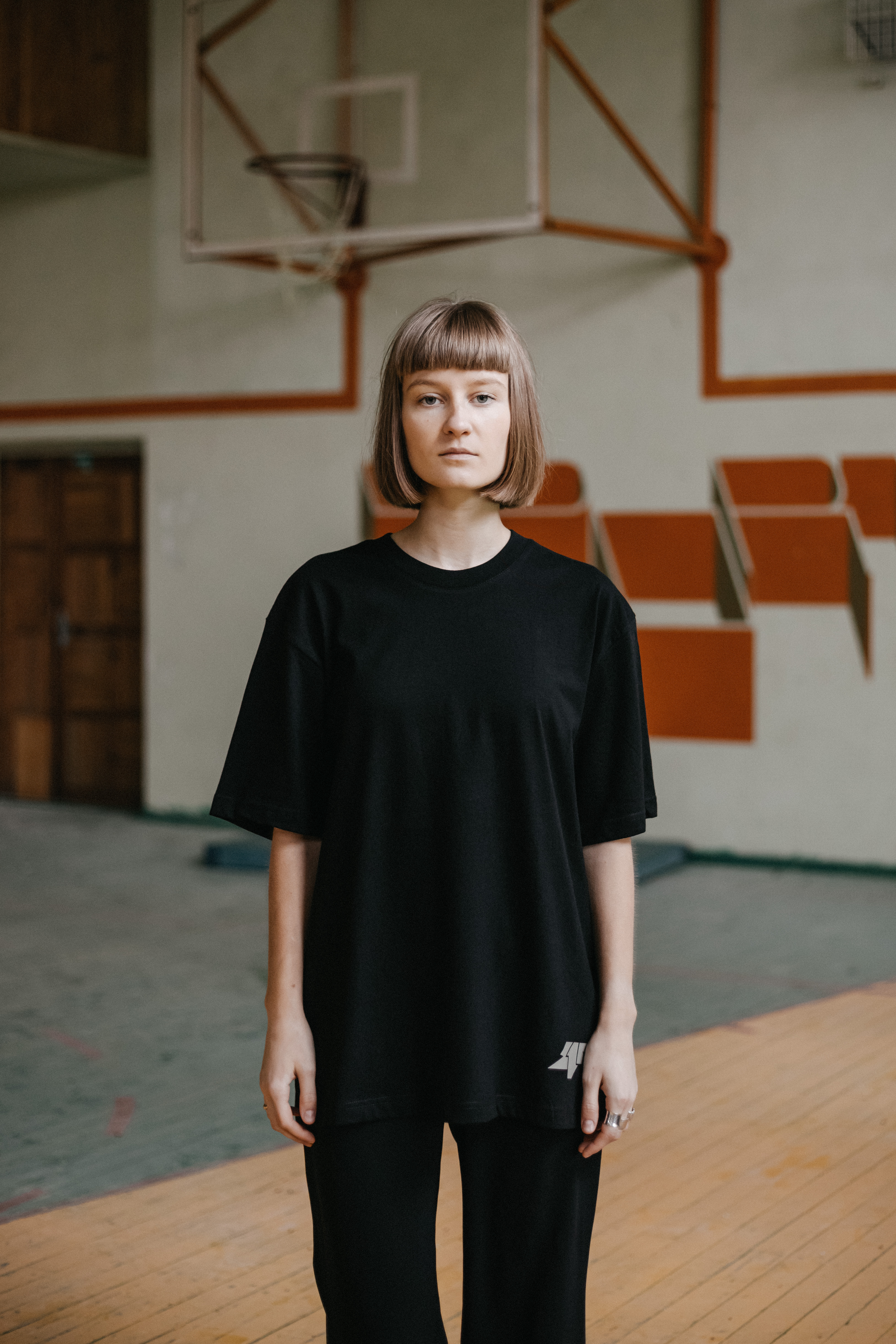 Juodos spalvos marškinėliai