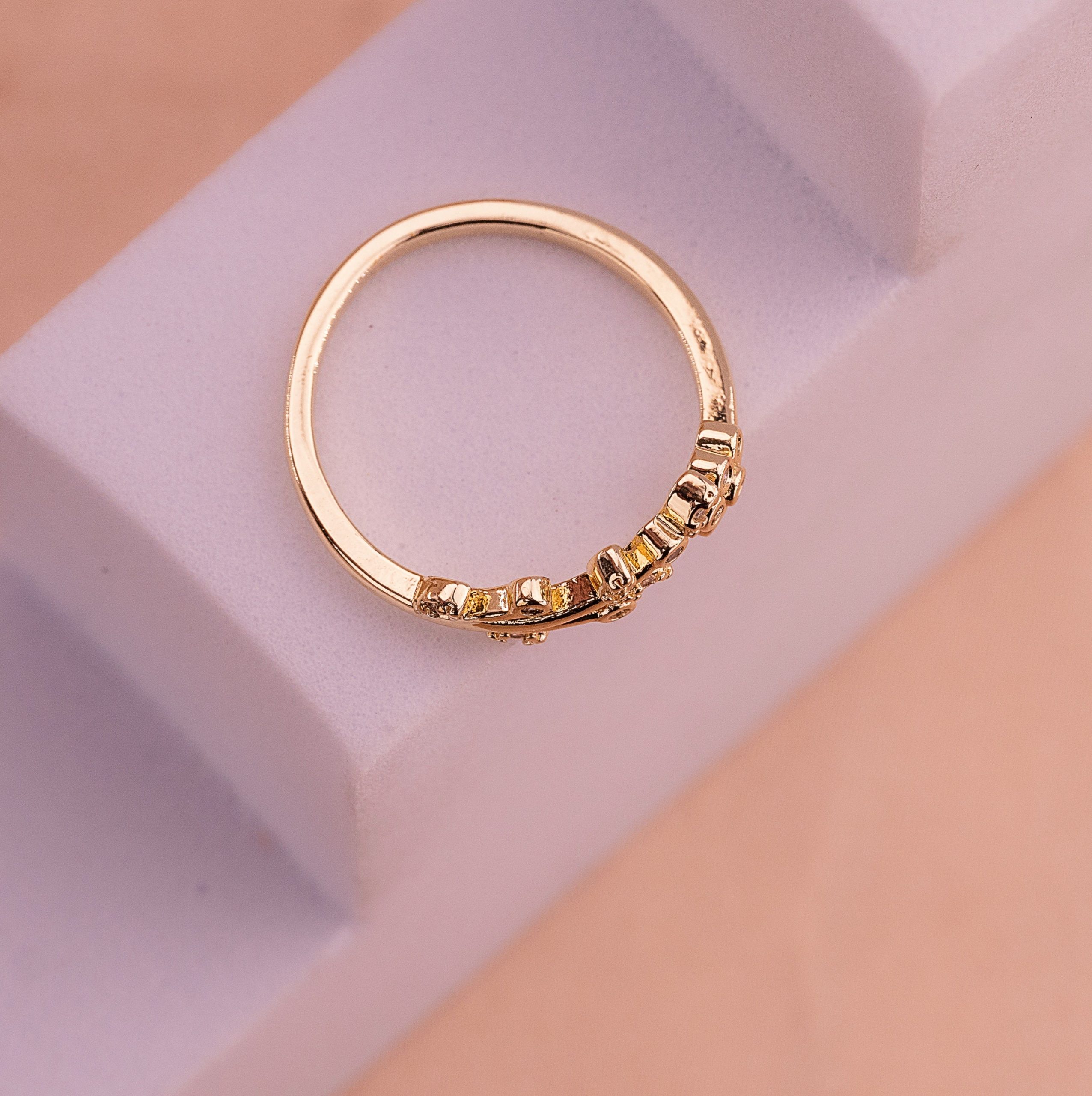 ANILLO PETUNIA DORADO