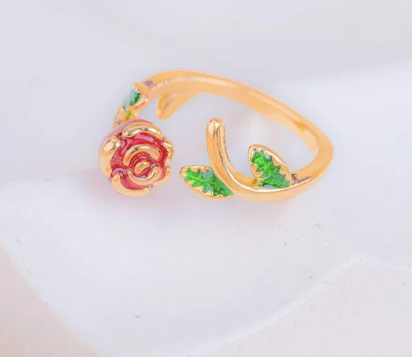 🌹 Anillo Rosa Vintage – Cover Gold