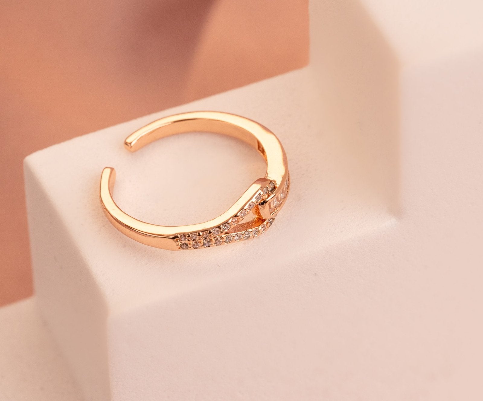 ANILLO RENATA 