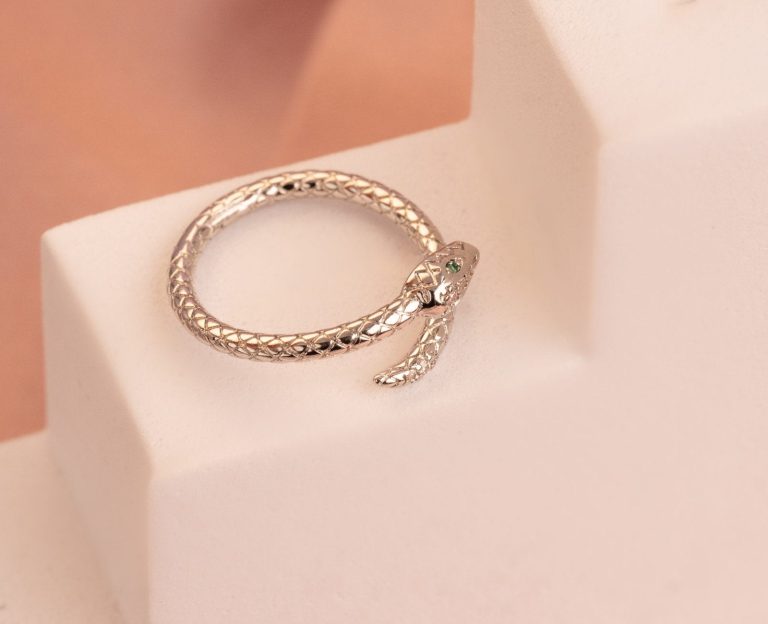 Anillos tipo Serpiente
