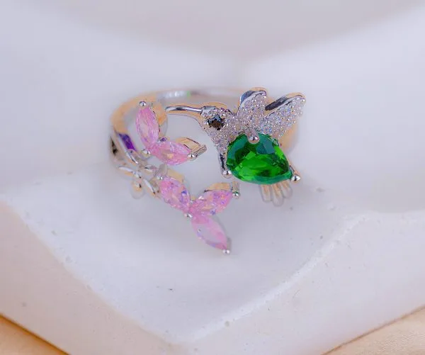 Anillo Ajustable Colibrí con Cristales