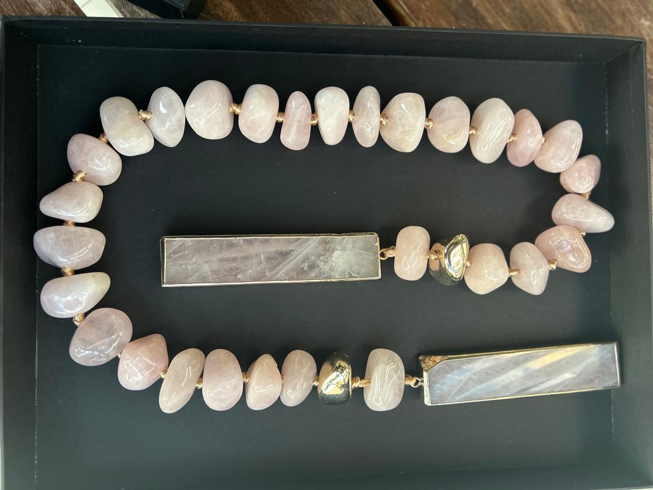 Colar de Mesa em Quartzo G