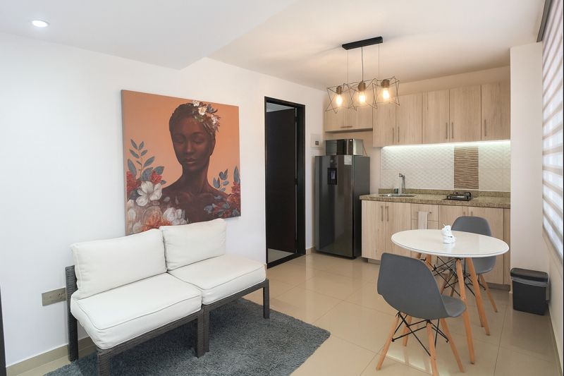 Apartamento de 1 Cada habitación cuenta con su propia tarifa, características y servicios. Por favor revisa la imagen y la descripción correspondiente a cada una antes de reservar. Los precios son por persona (o por habitación, según aplique) y pu