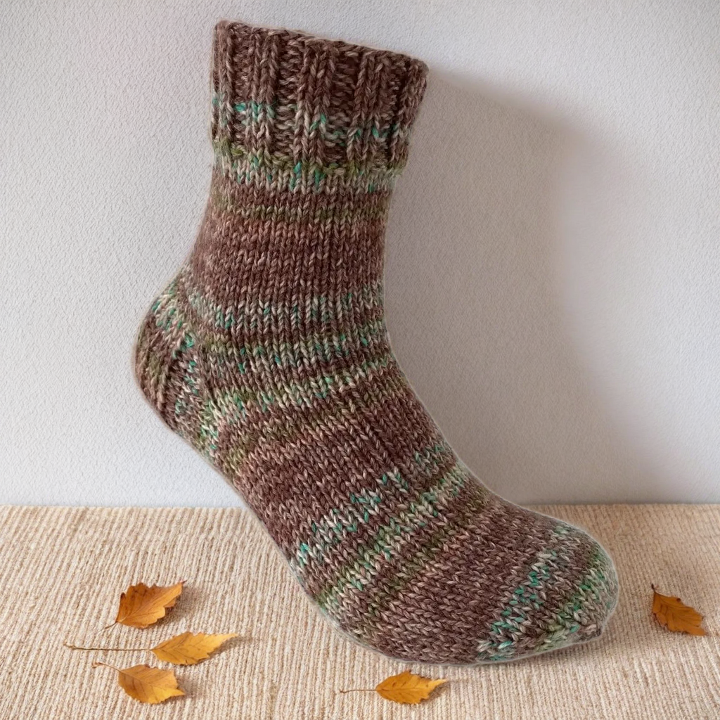 Hand Knit Women Wool Socks Mars Beige