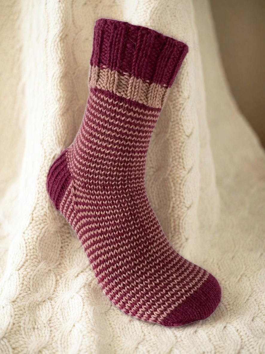 Hand Knit Women Wool Socks Gama