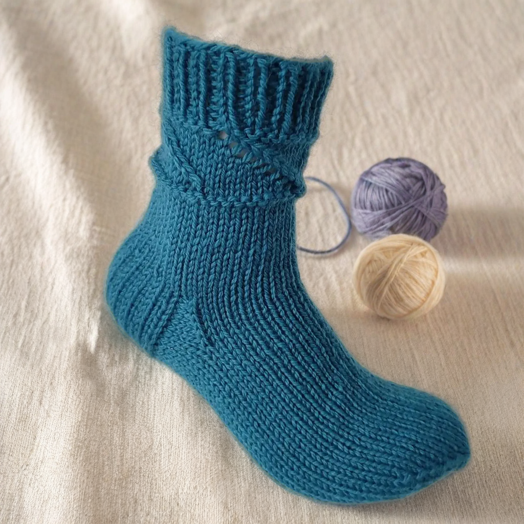 Hand Knit Women Wool Socks Dana Blue Turquoise