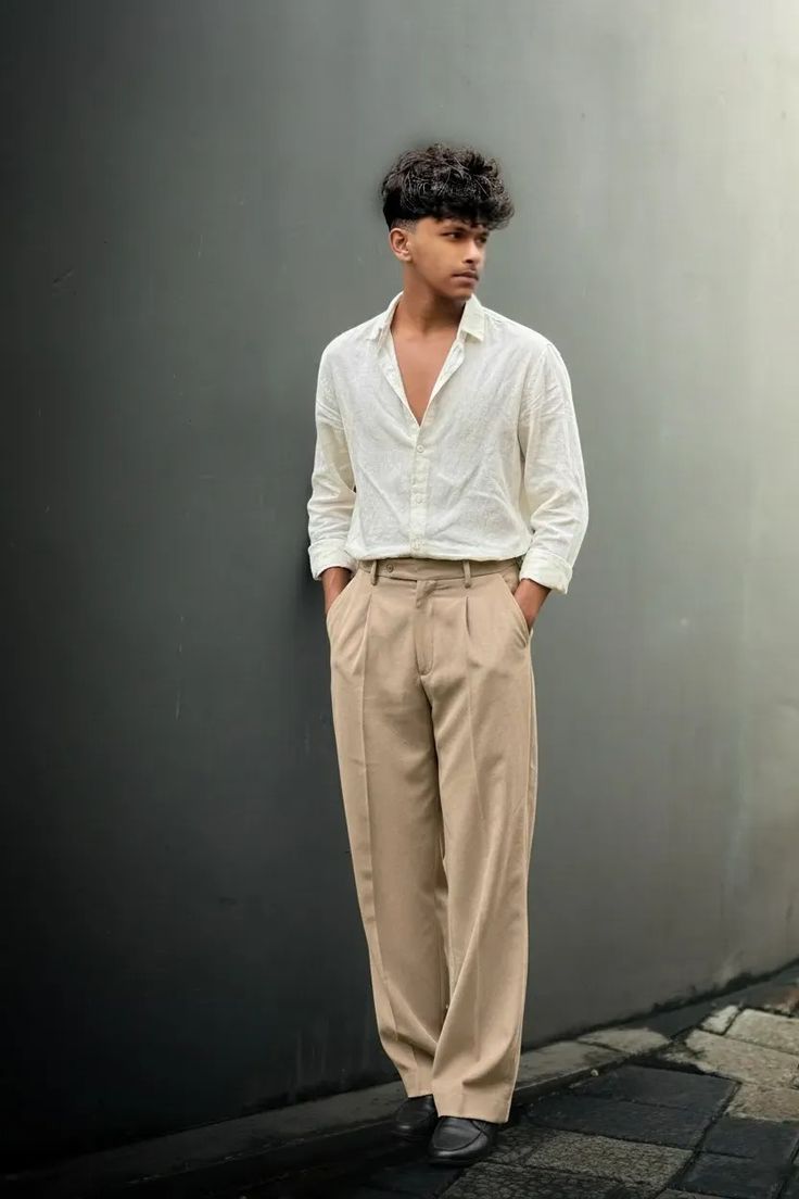 Men's Beige Pleated Trousers