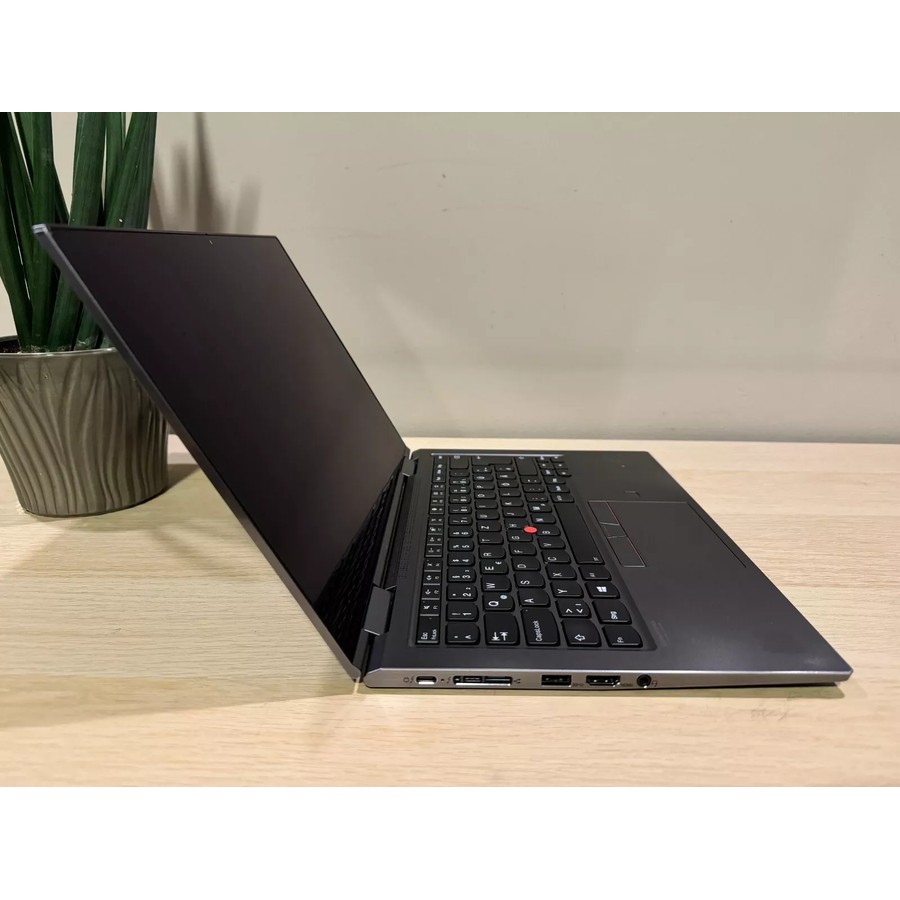 Lenovo ThinkPad X1 Yoga 4. Gen – i7-8650U • 16GB • 1TB SSD • 14" FHD Touch • Refurbished A-Ware
