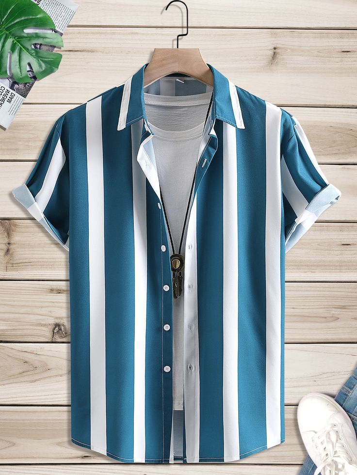 Men's Blue and White Striped Short Sleeve Shirt