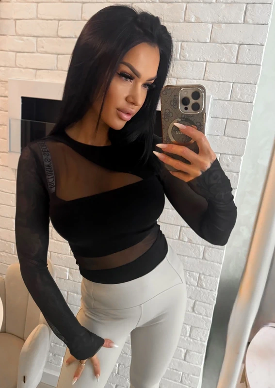 Czarny półprzezroczysty top z długim rękawem