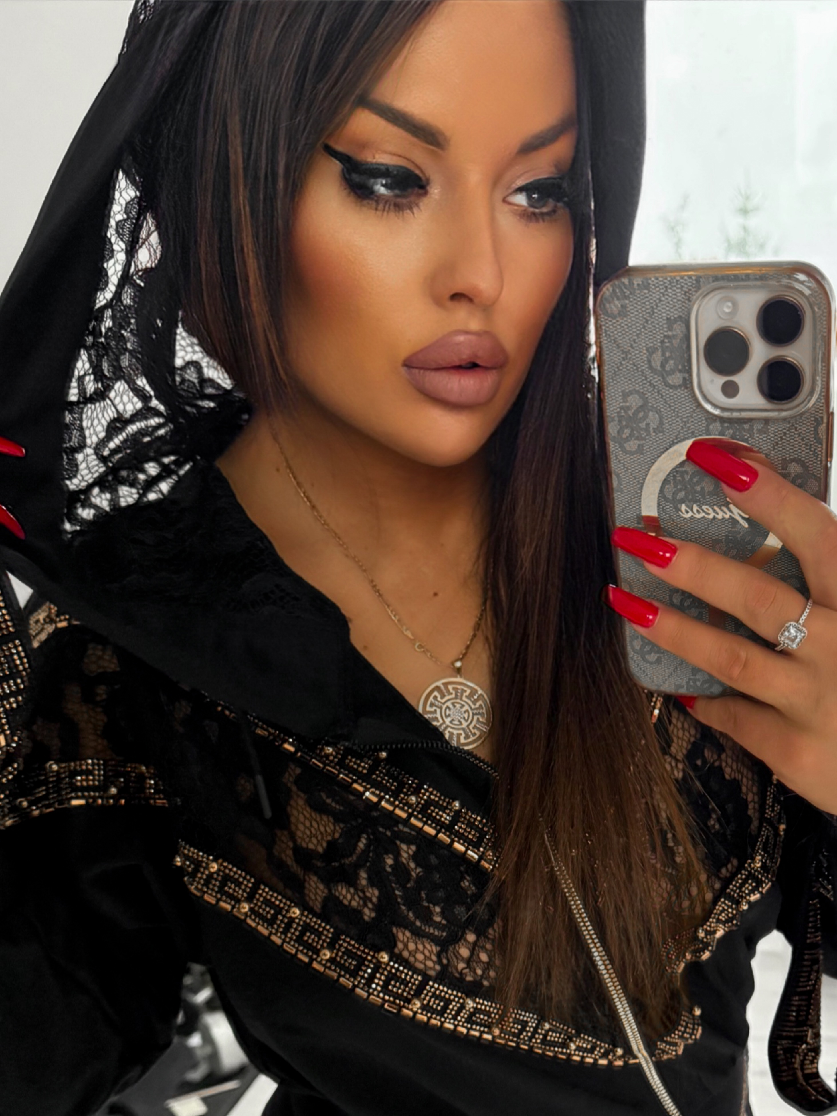 Paparazzi Fashion dres z koronką