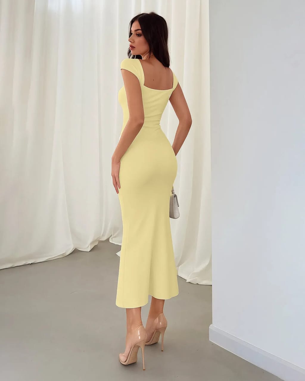 Elegant Yellow Midi Dress