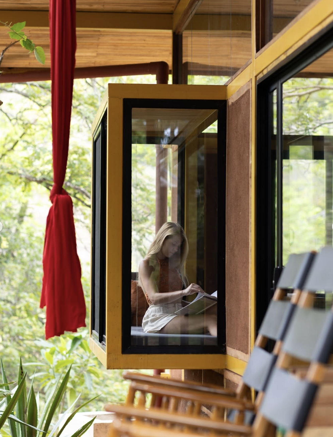 1-Person Private Bahareque Casita