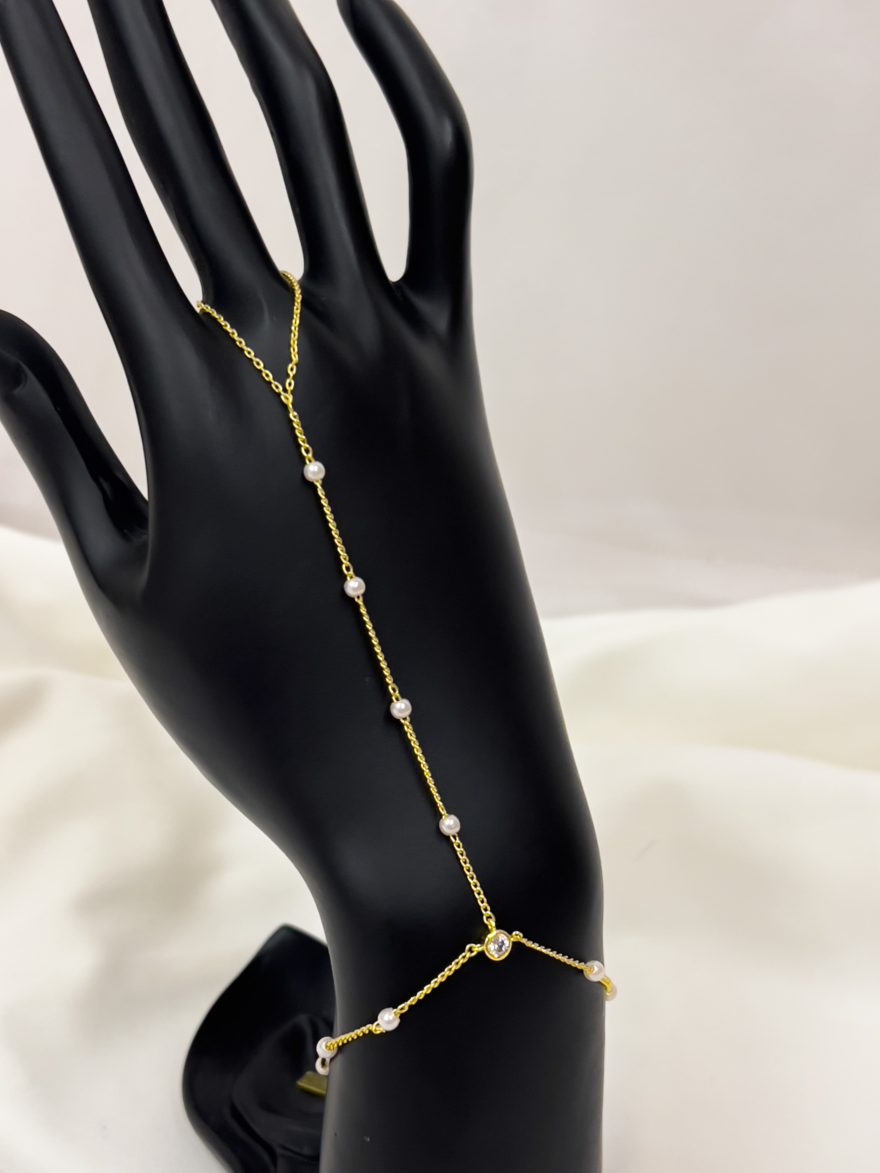 اسوارة كف لولو 