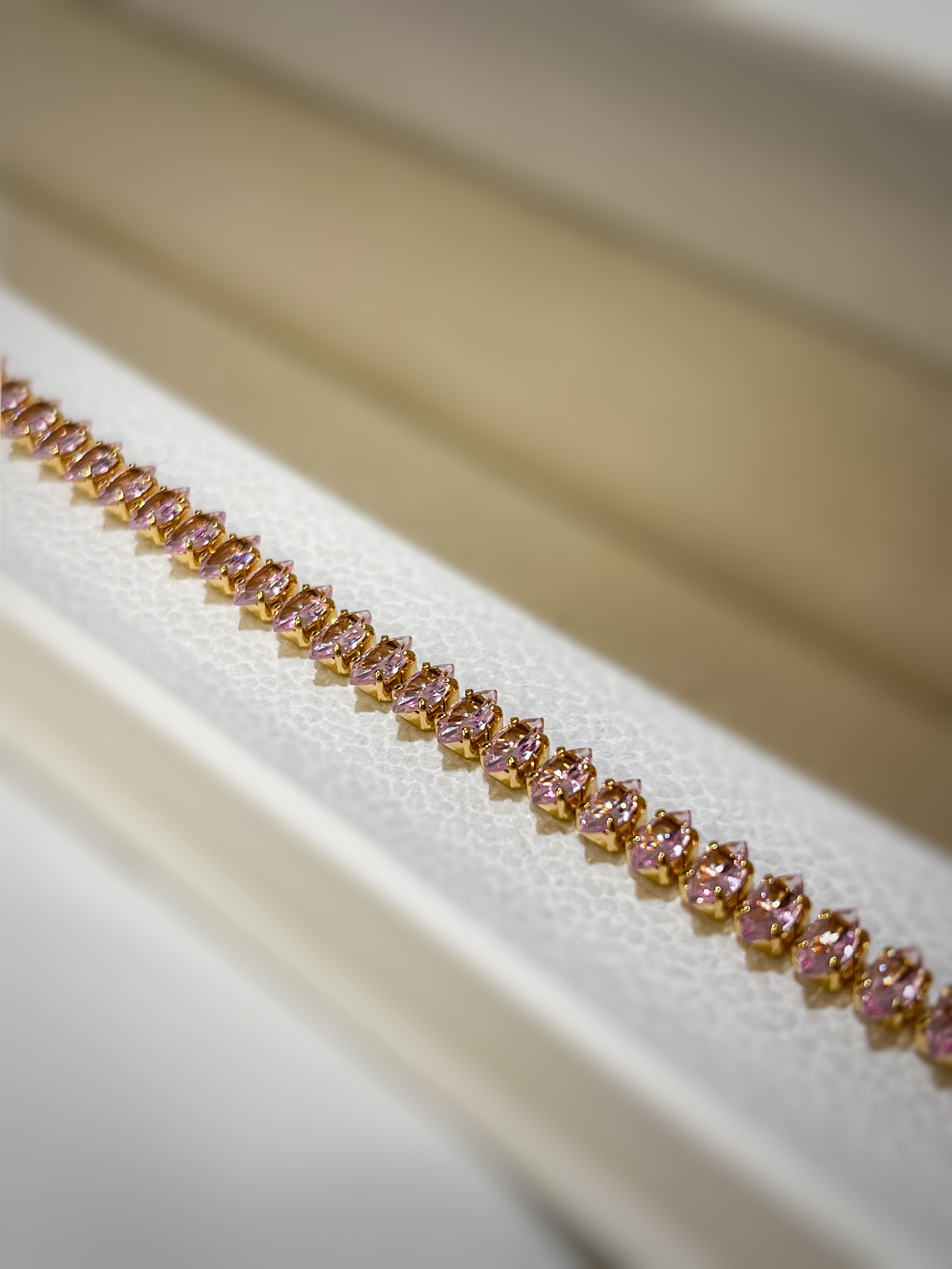 اسوارة تينس زهري