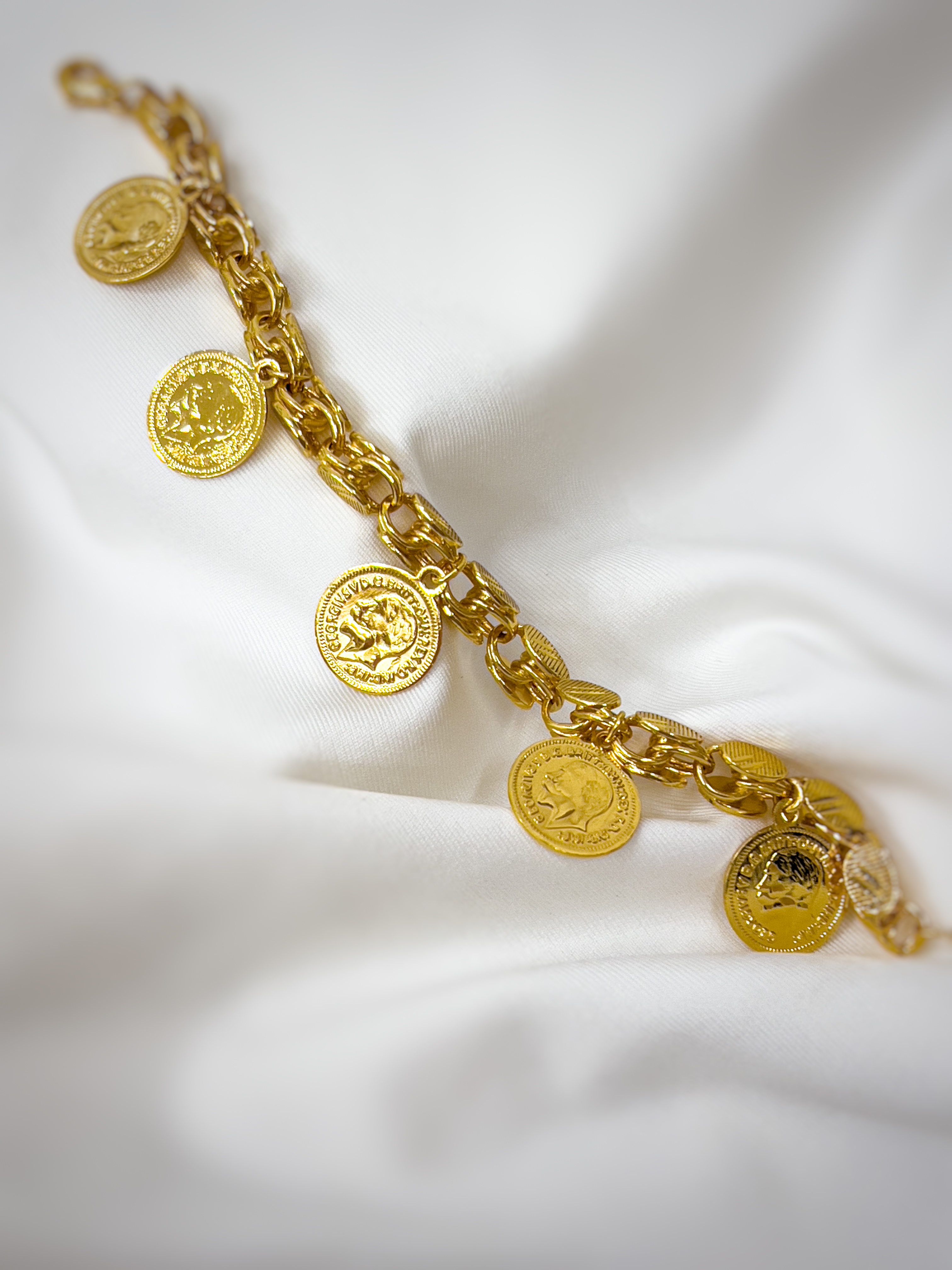 اسوارة ليرات حلبي