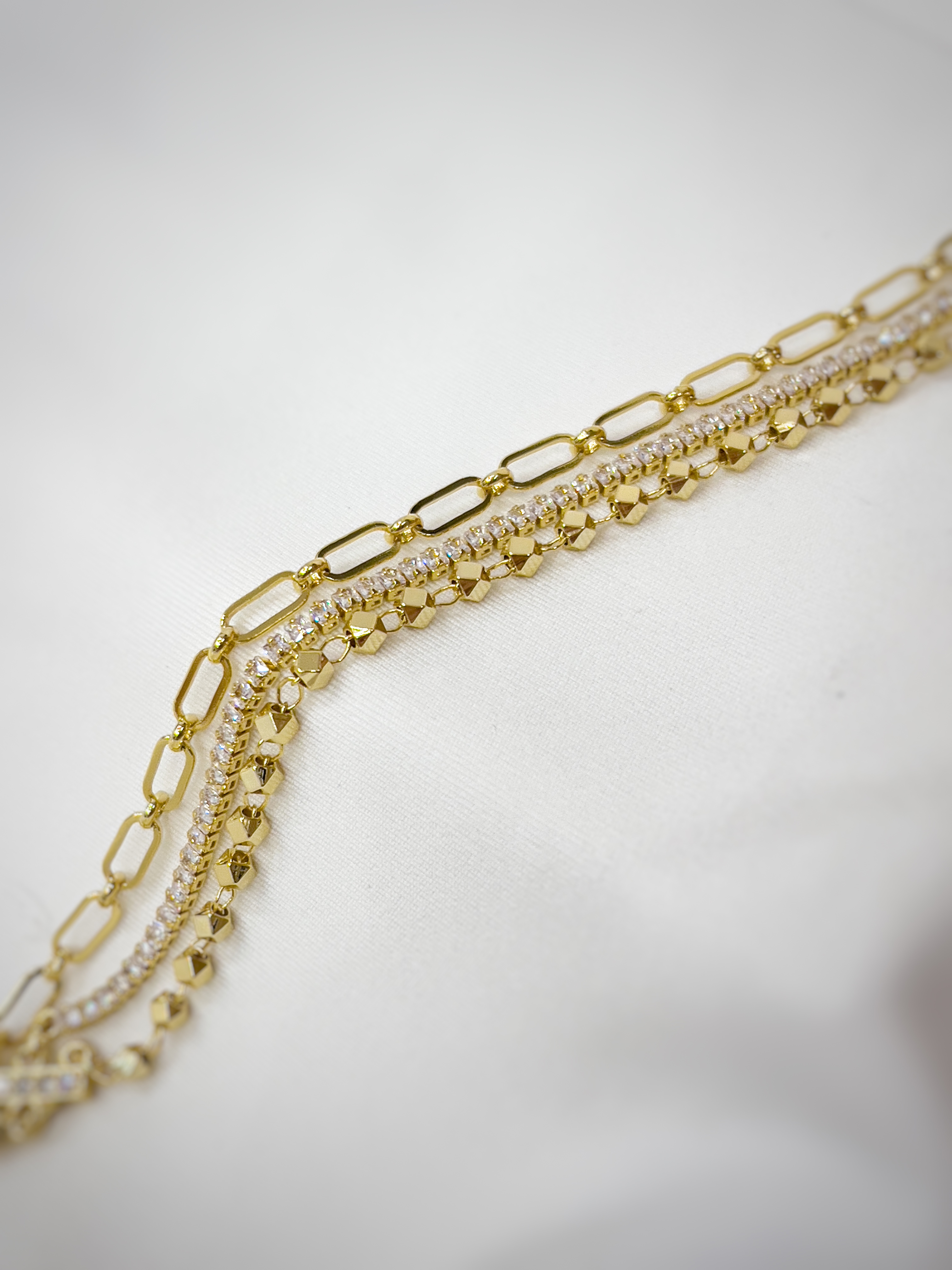 اسوارة 3 طبقات