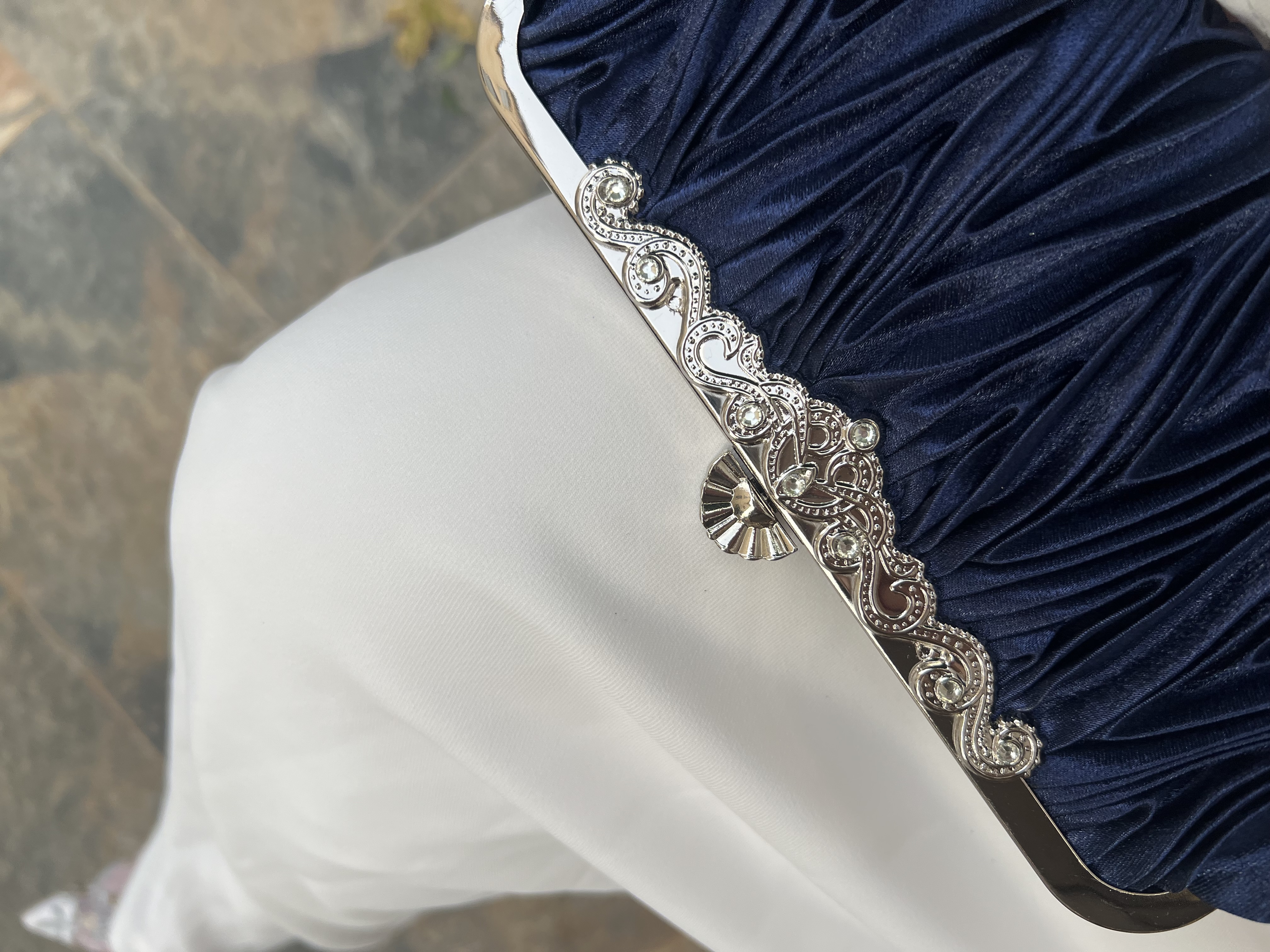 شنتة مناسبات كحلي