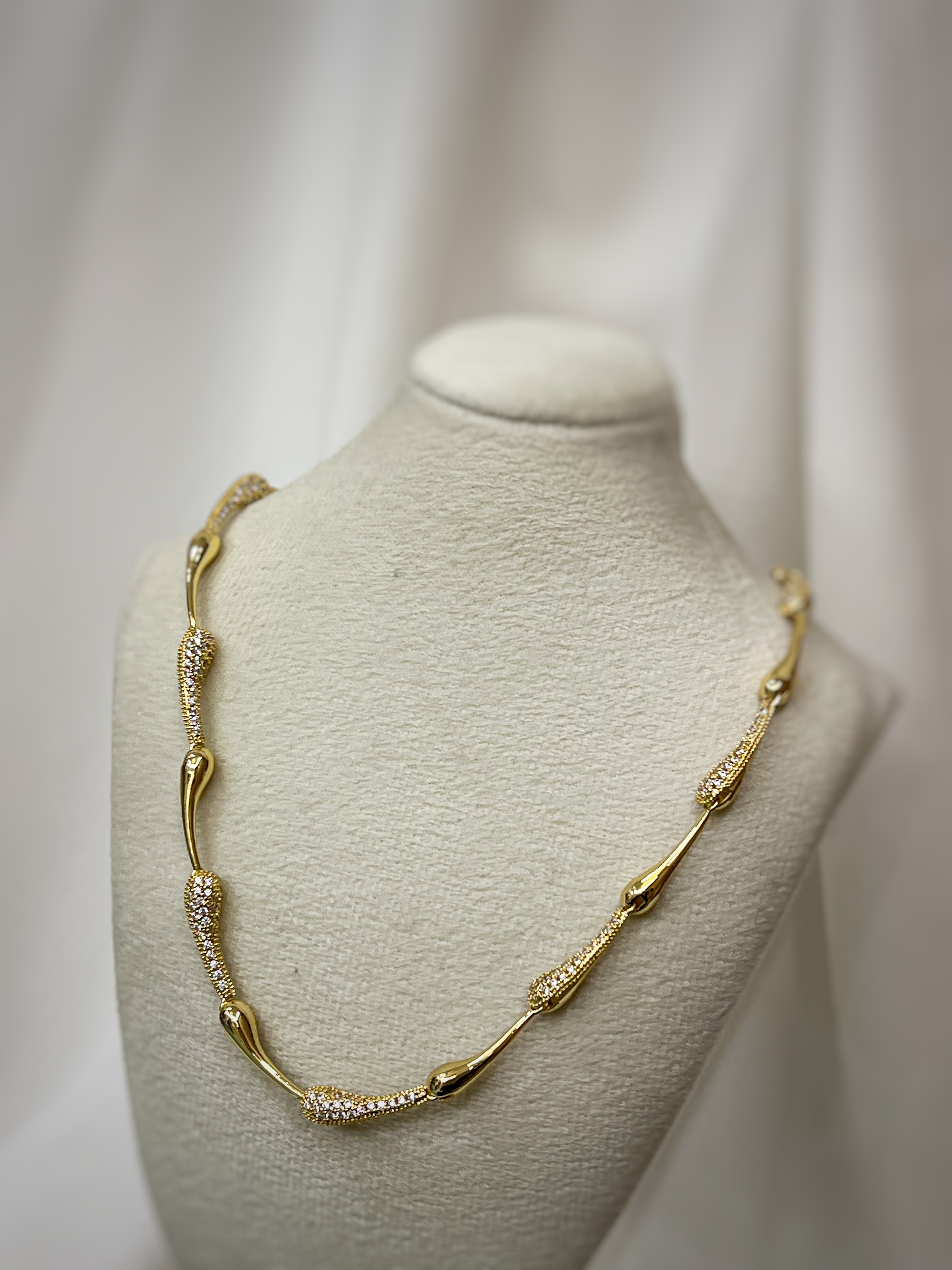 سنسال بوتيجا