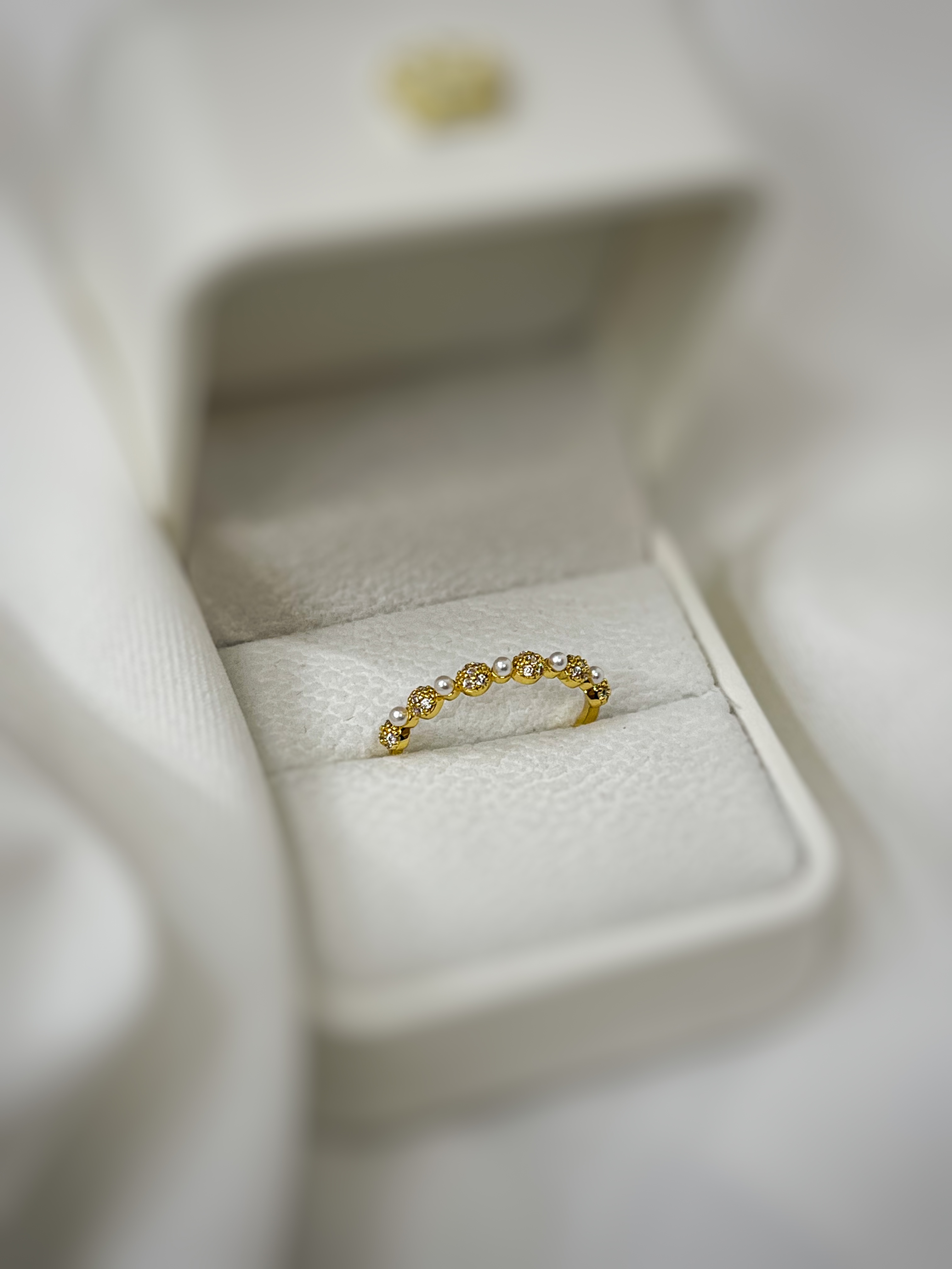 خاتم ناعم مع لولو