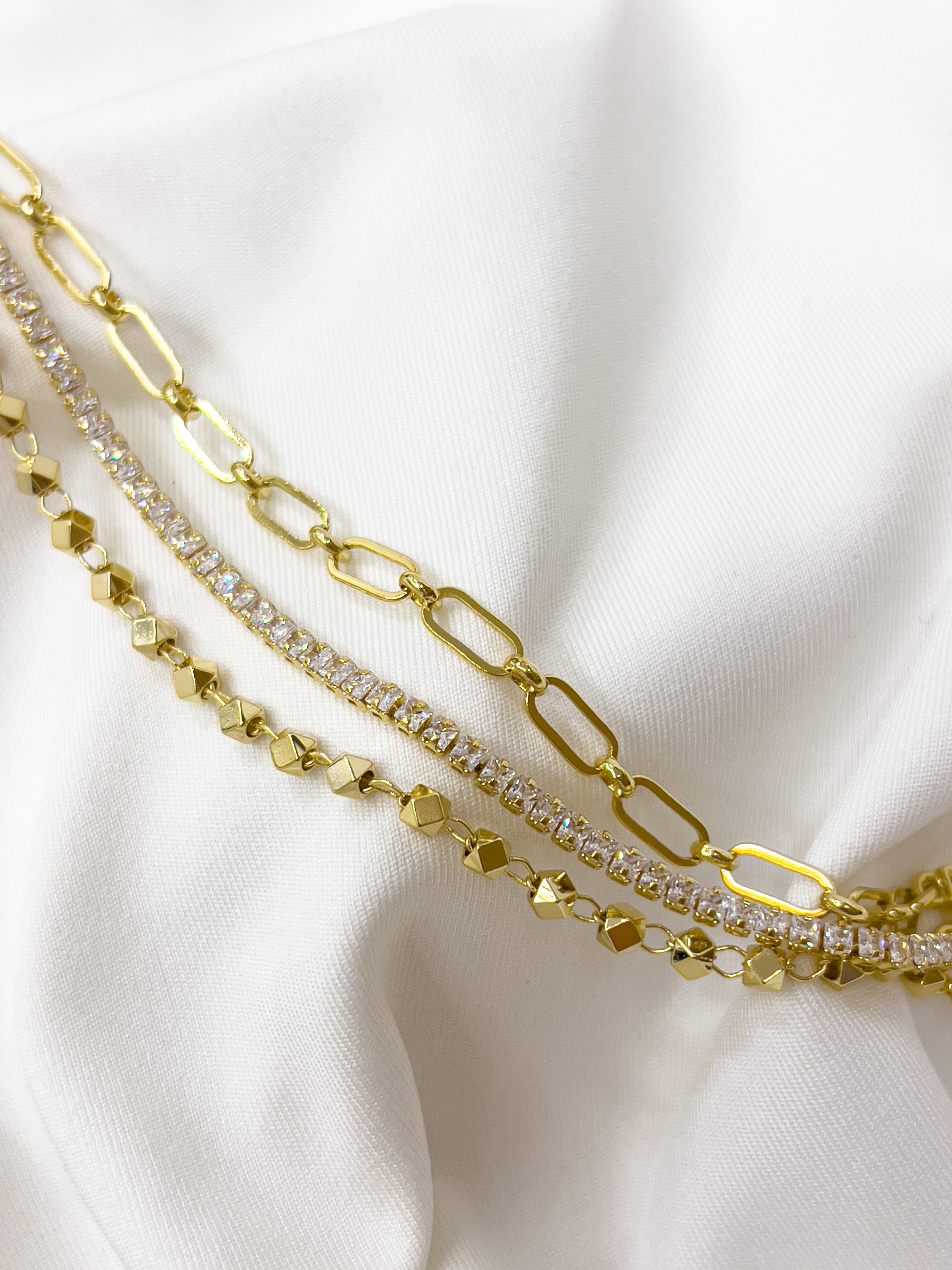 اسوارة 3 طبقات