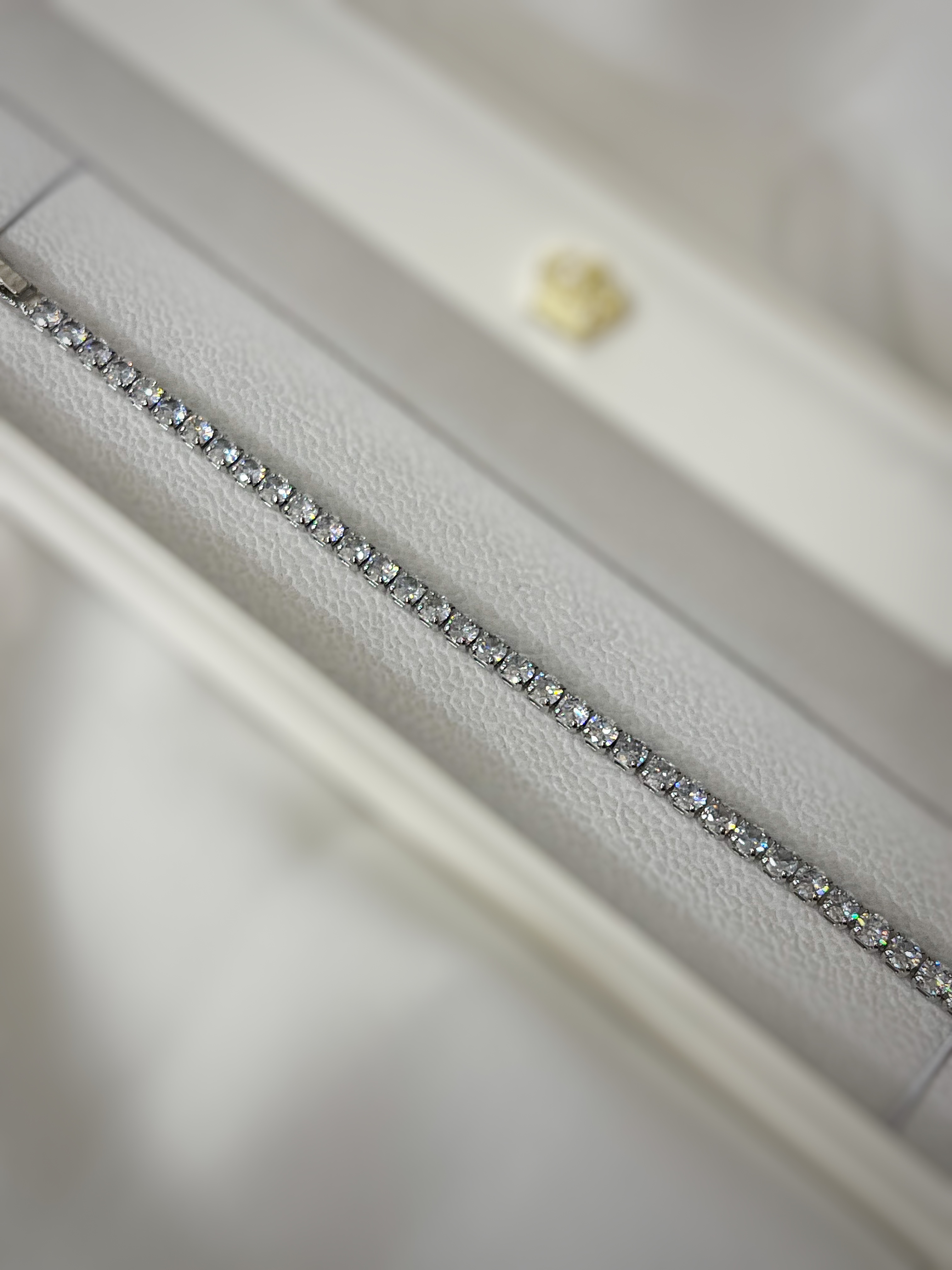 اسوارة تينس فضي 