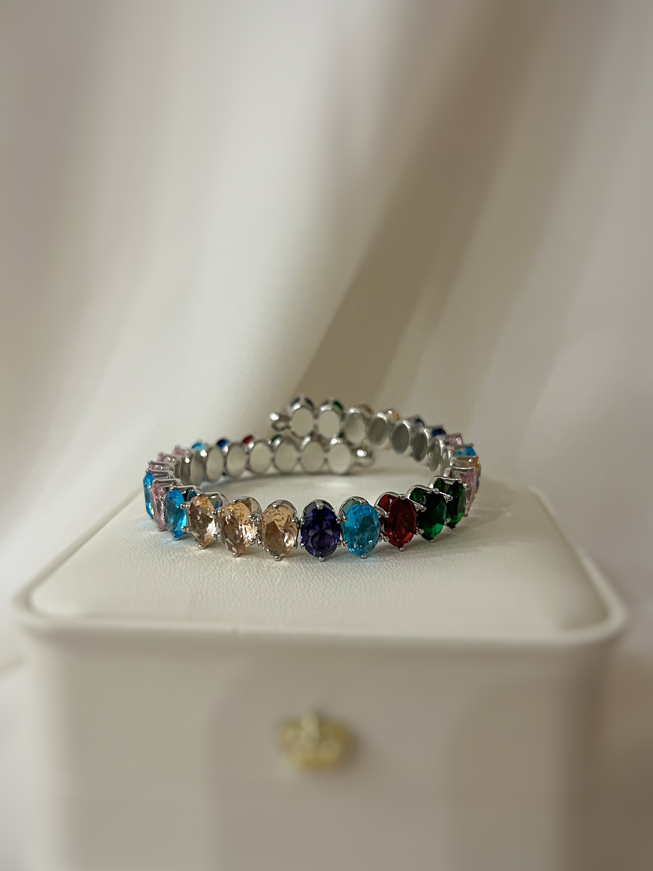 Zircon Braclet