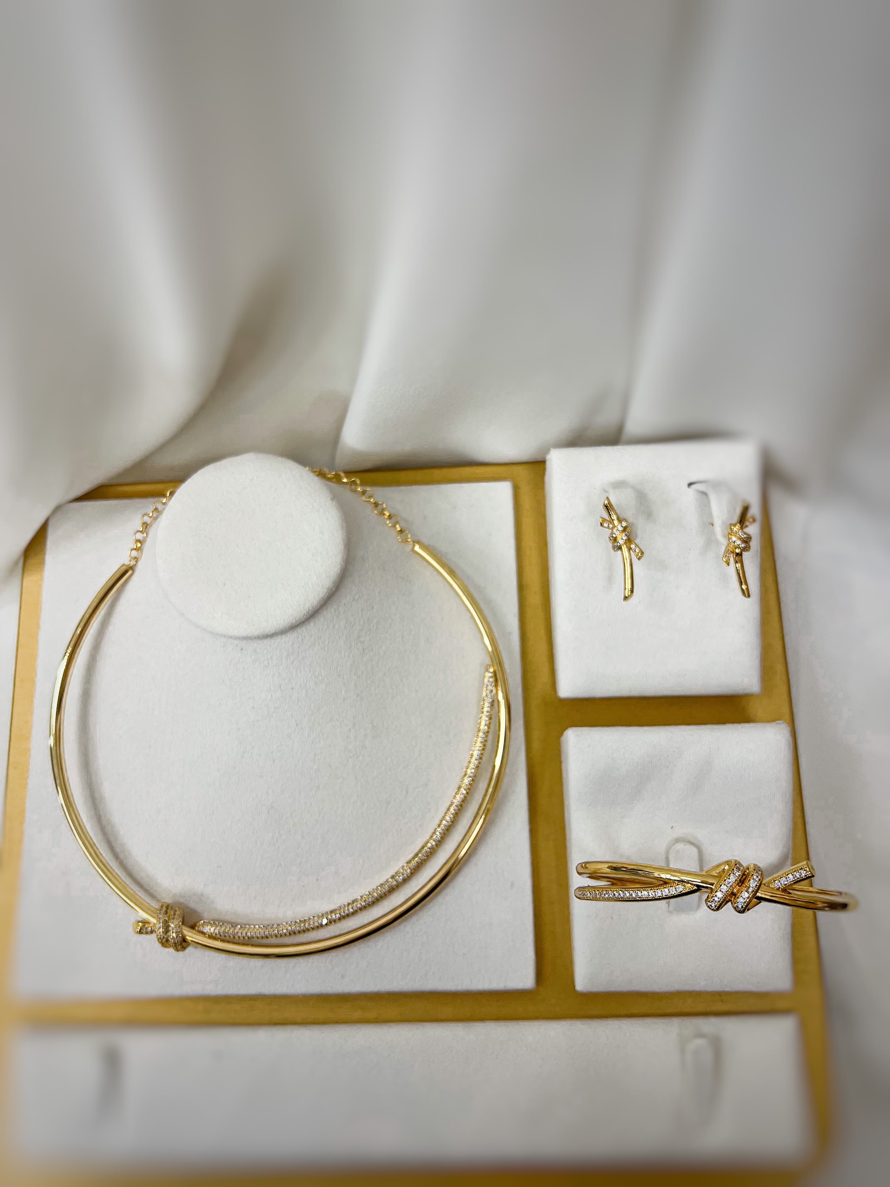 طقم تيفاني 3 قطع