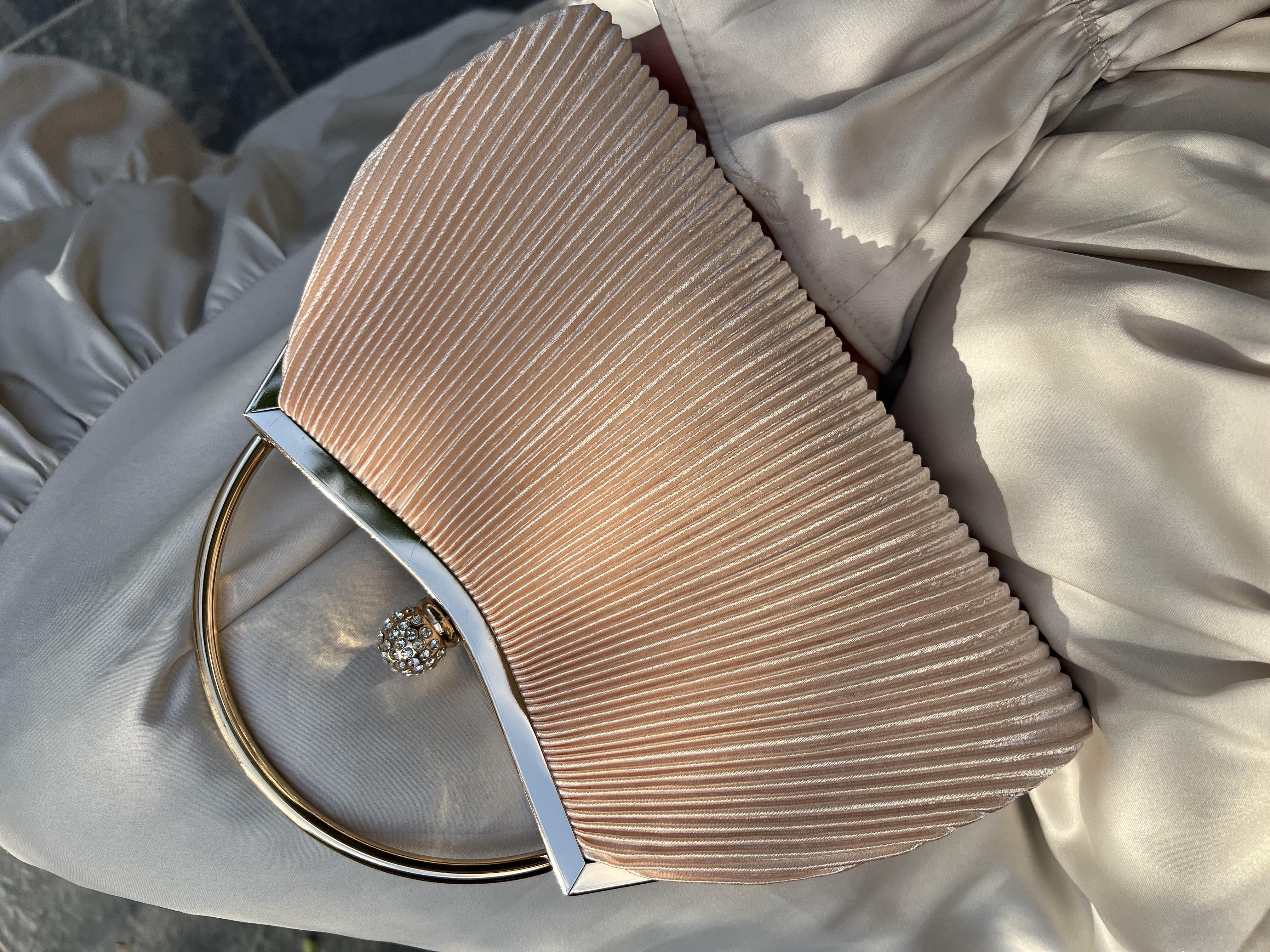 شنتة مناسبات لون nude