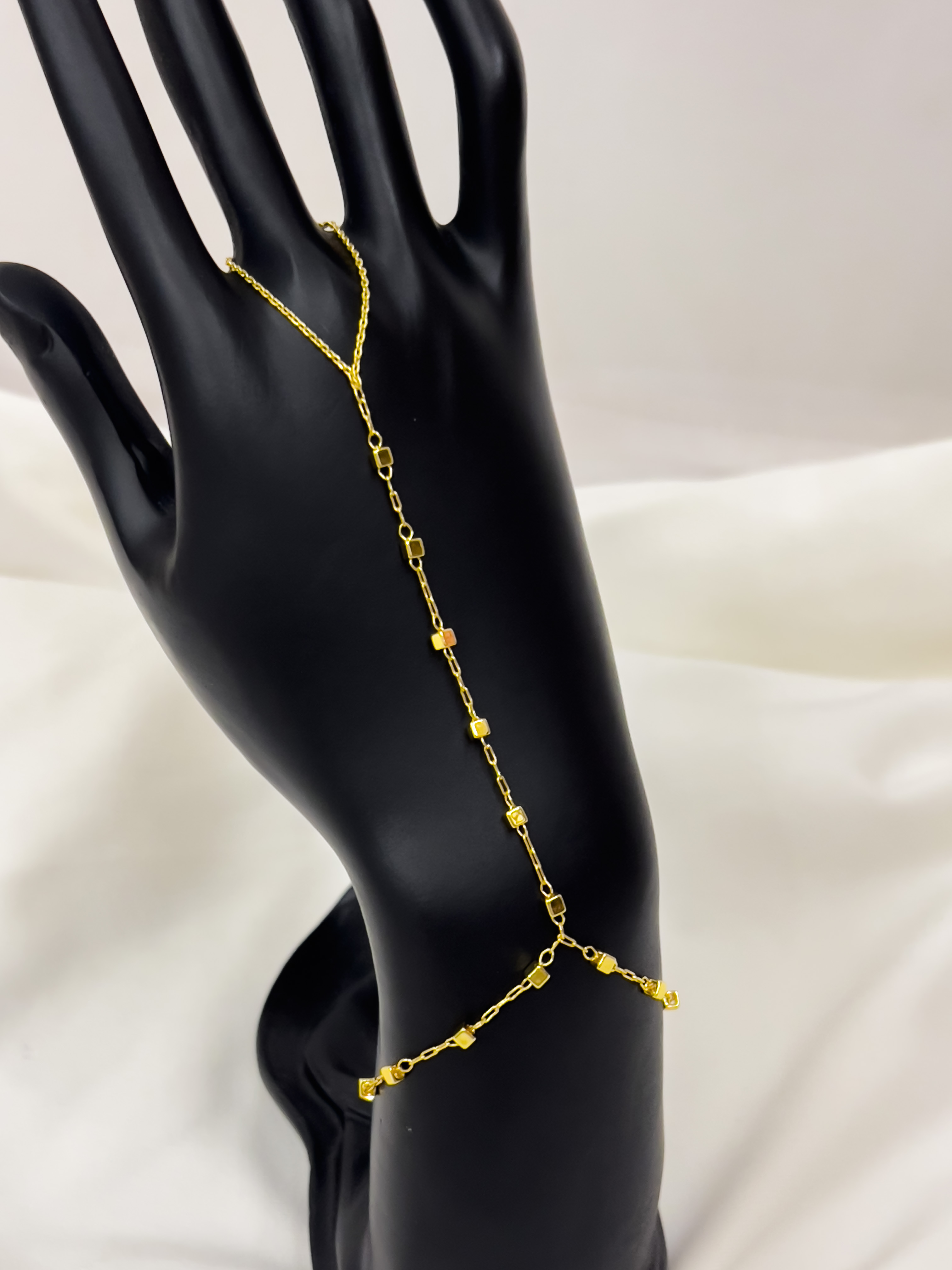 اسوارة كف ناعمة